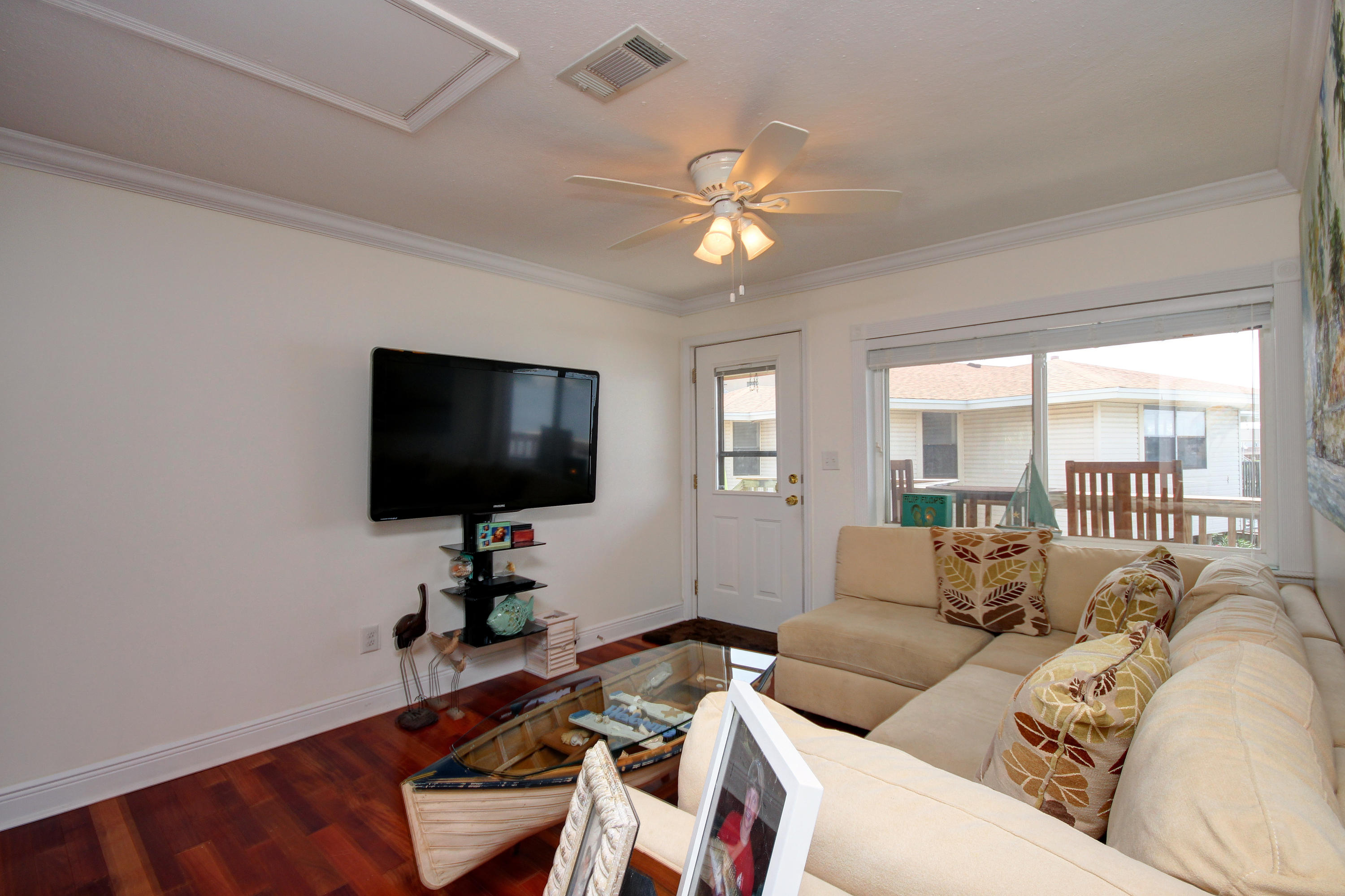 WATERWAY CONDO - Residential