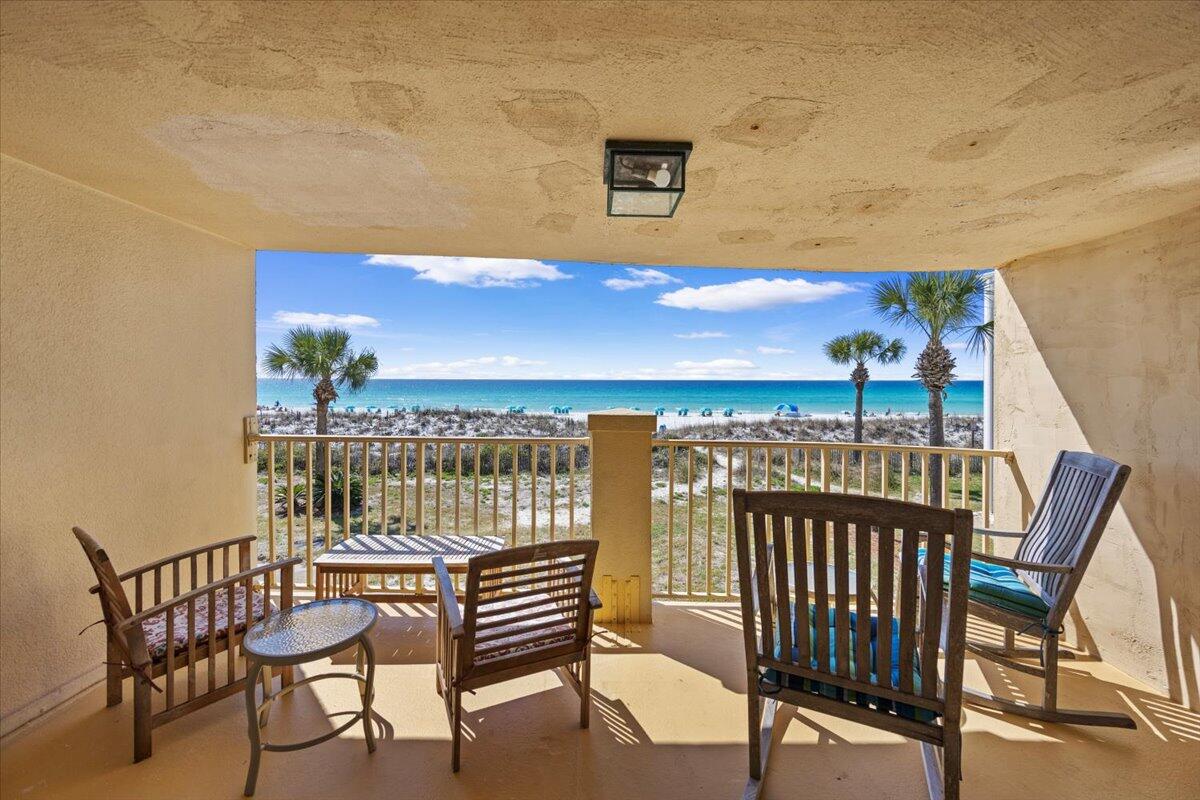 ISLAND MIST - Residential