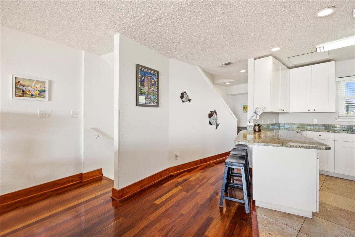 ISLAND MIST - Residential