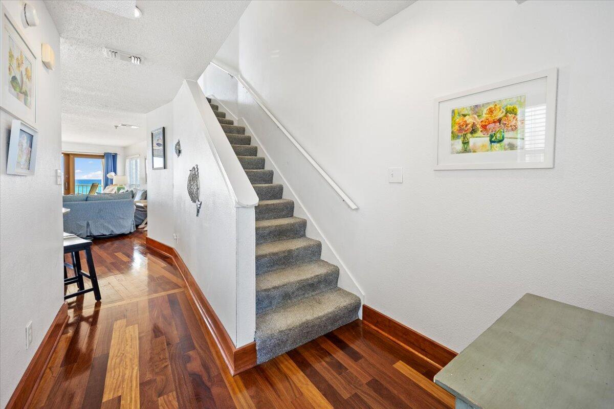 ISLAND MIST - Residential