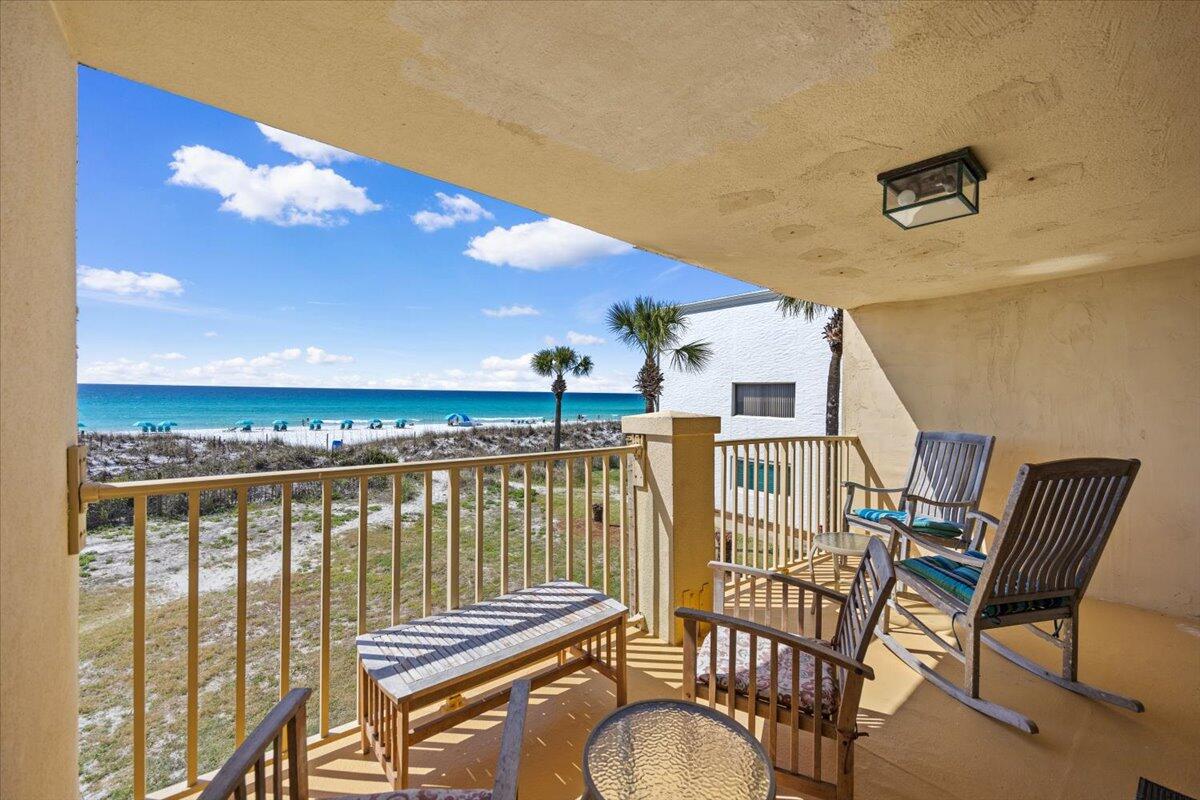 ISLAND MIST - Residential