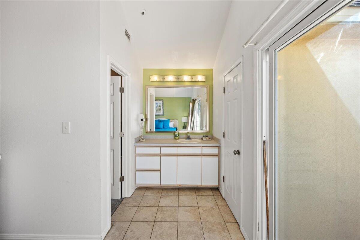 ISLAND MIST - Residential