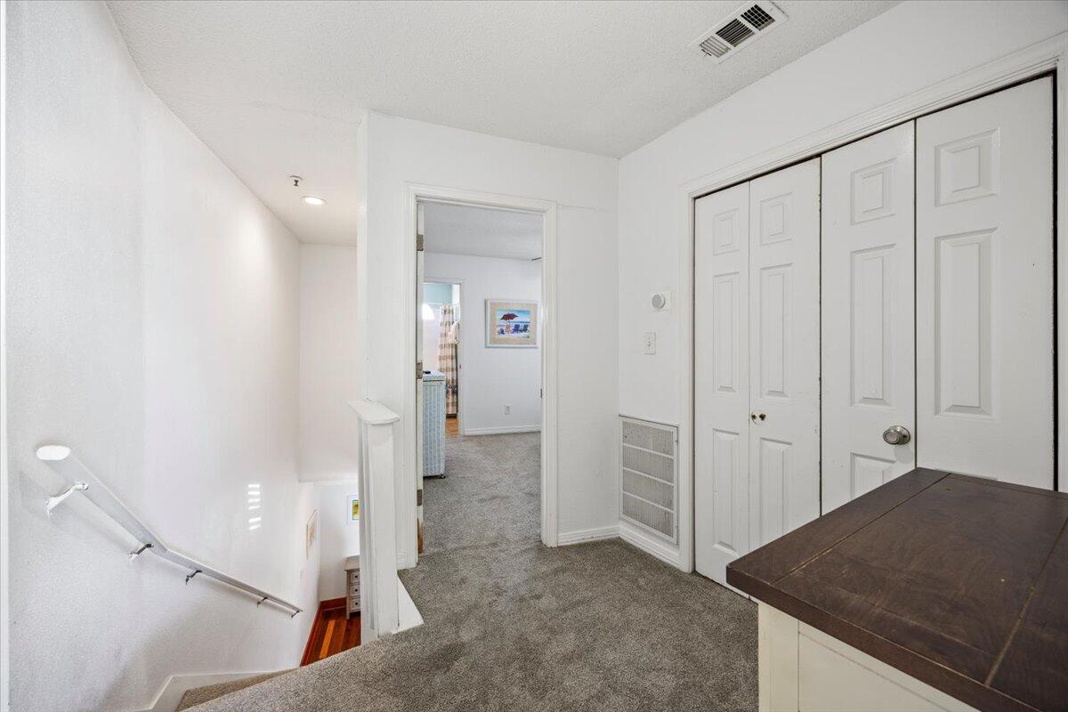 ISLAND MIST - Residential