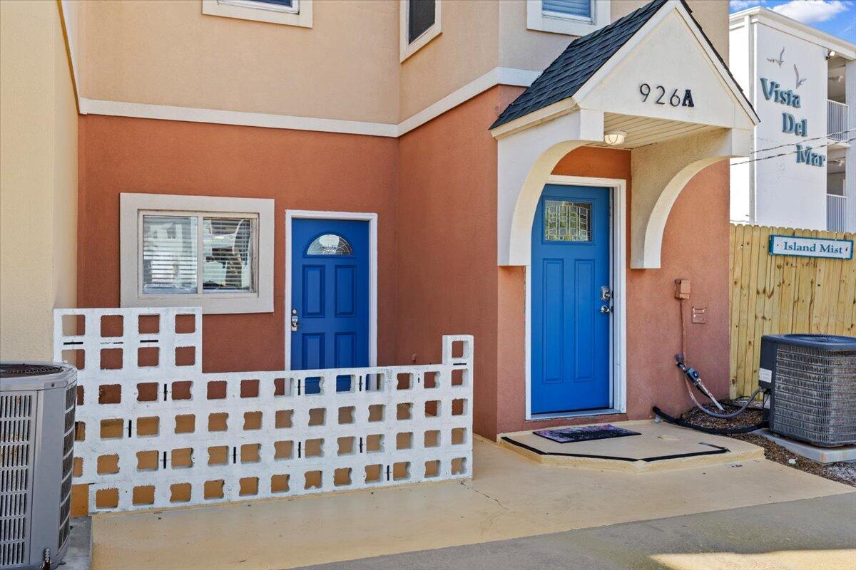 ISLAND MIST - Residential