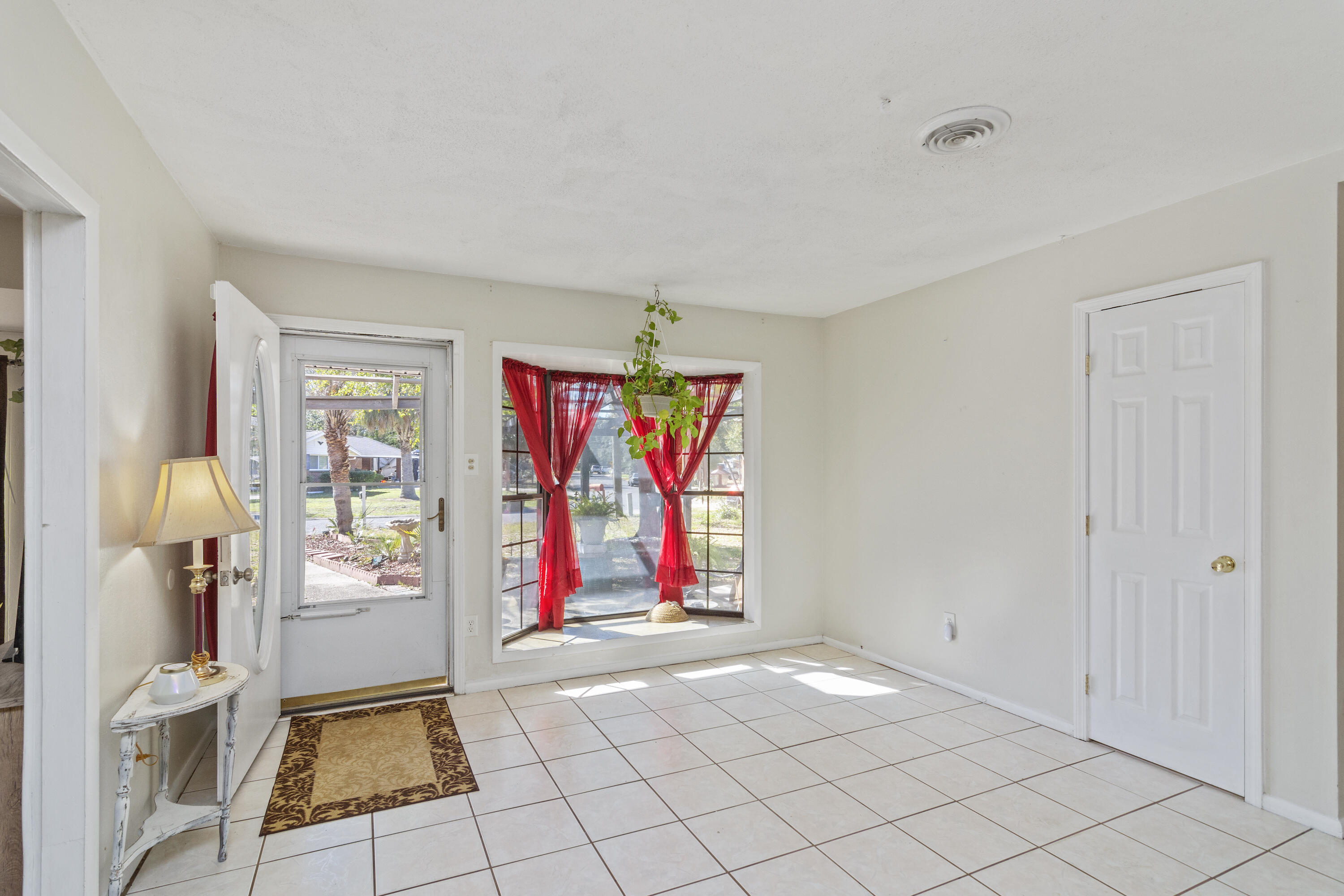 BEL AIR - Residential