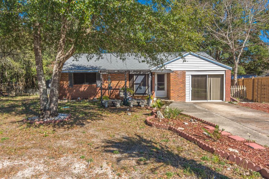 Excellent opportunity to own in the heart of Fort Walton Beach! This 1700+ SF home is situated on an over quarter-acre lot and is ready for new owners! With 4 bedrooms and 2 bathrooms, this home also features two living spaces and a separate dining area. ROOF is only THREE years old! HVAC was replaced appx 11 years ago. Stainless steel refrigerator and gas stove less than 1 year old. Schedule your showing today!

Buyer to verify all information deemed pertinent.