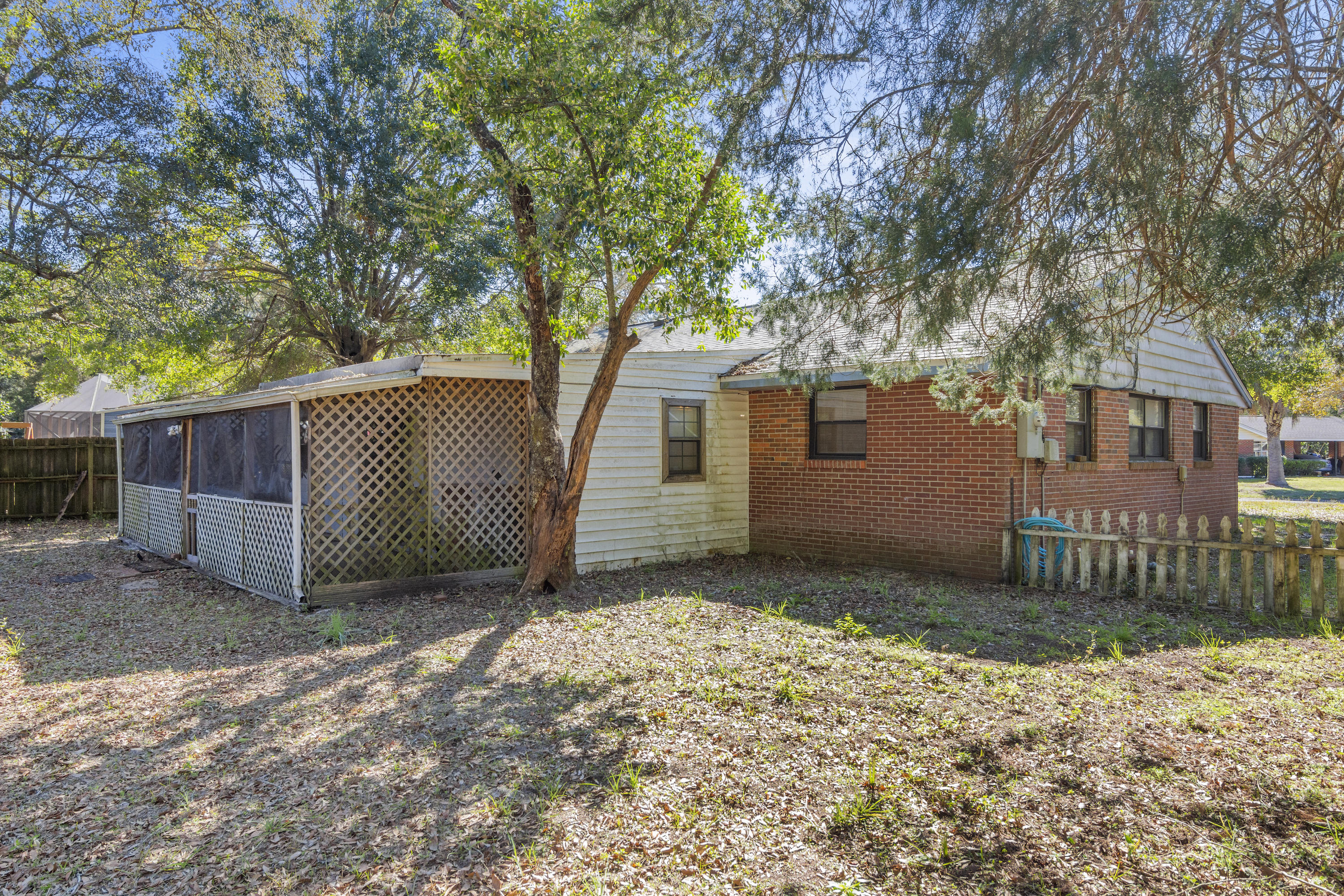 BEL AIR - Residential