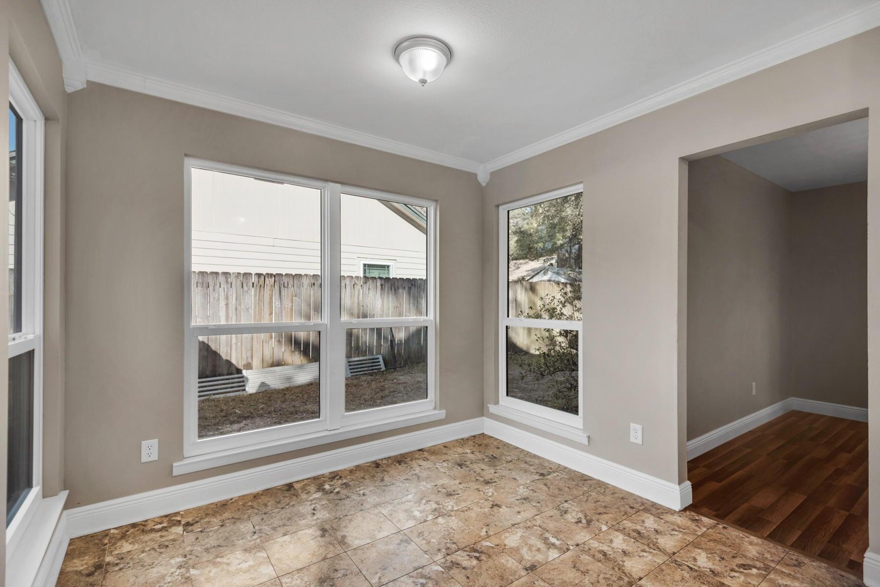 CREEKSIDE 5 - Residential Lease