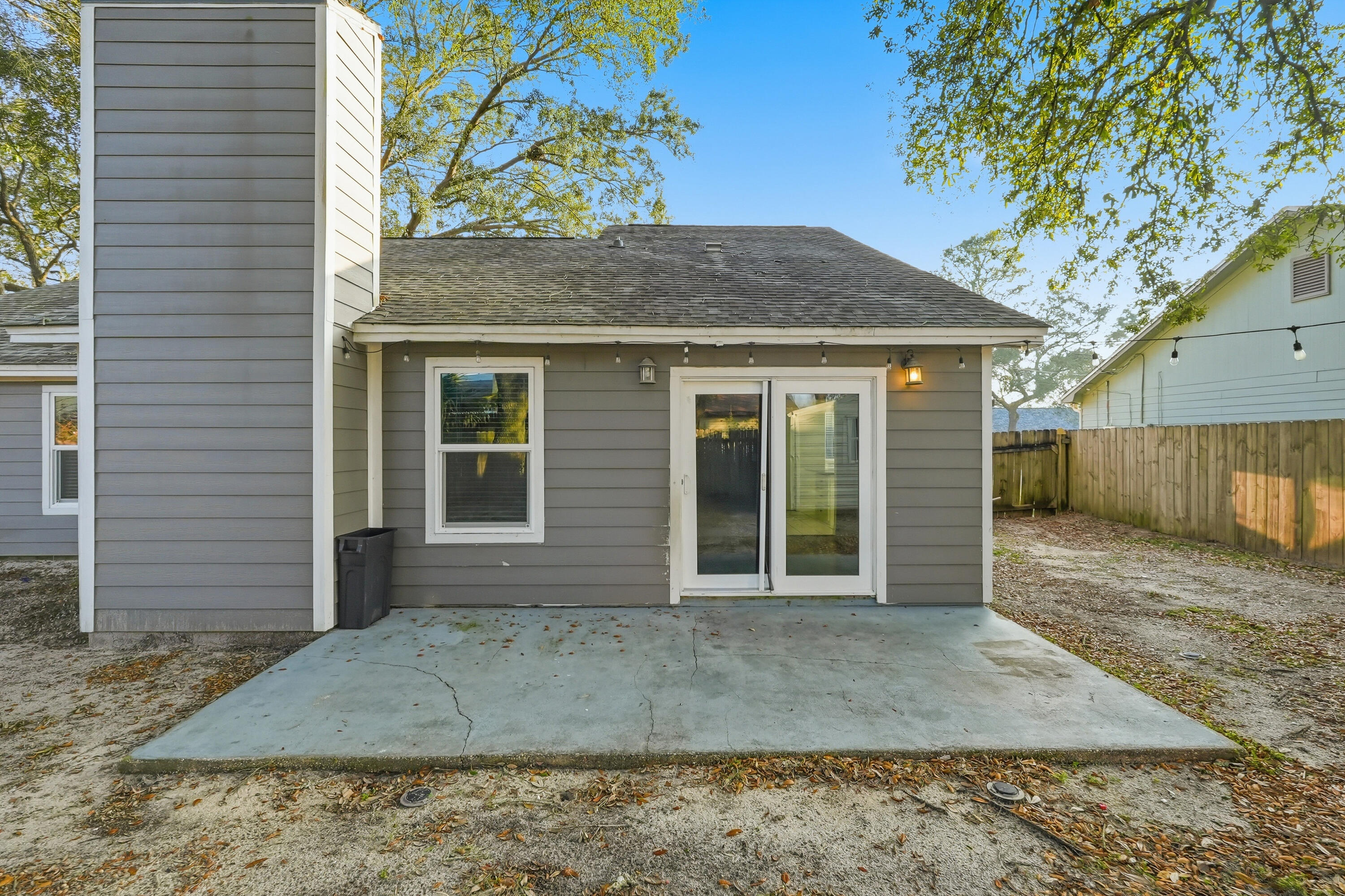 CREEKSIDE 5 - Residential Lease