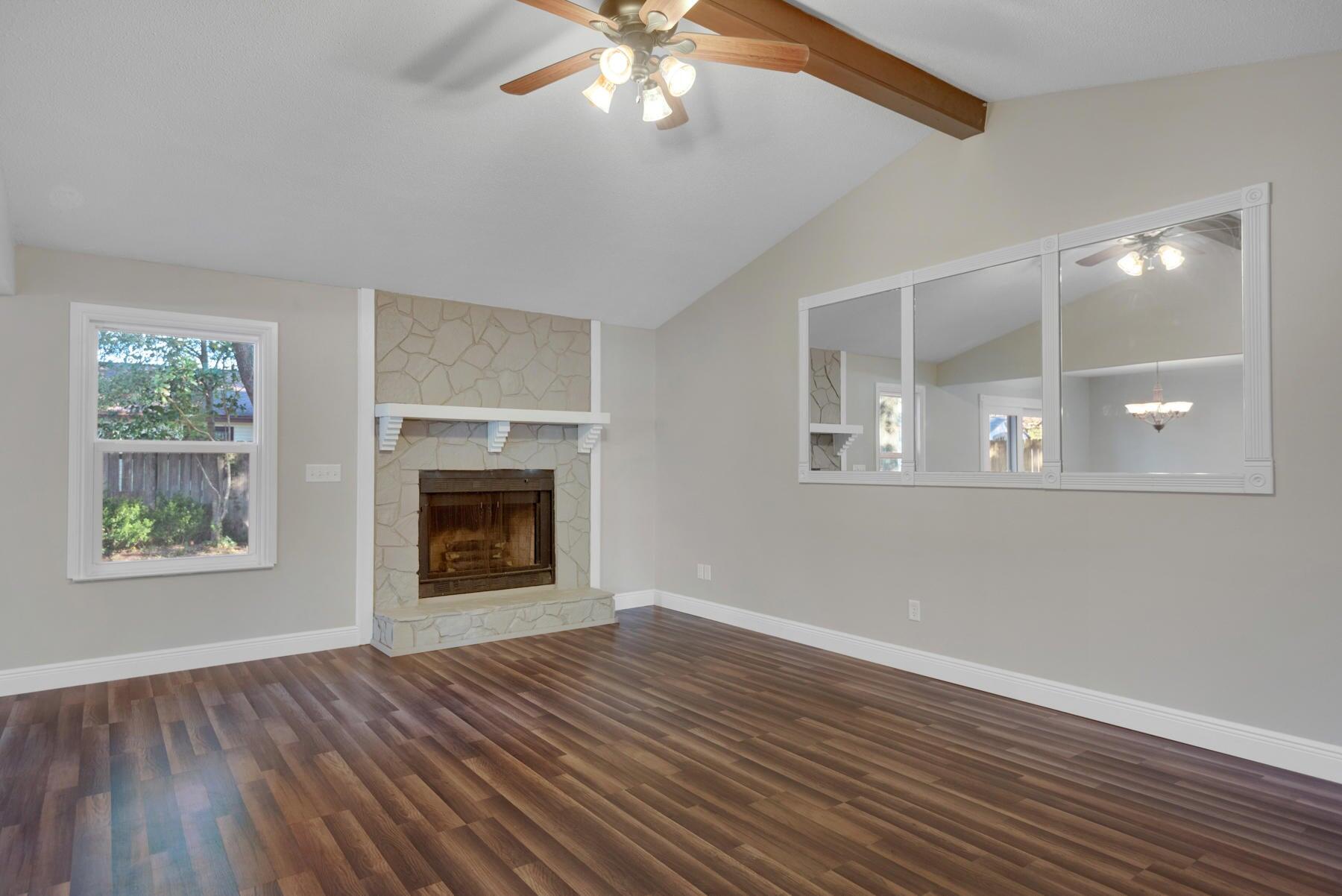 CREEKSIDE 5 - Residential Lease