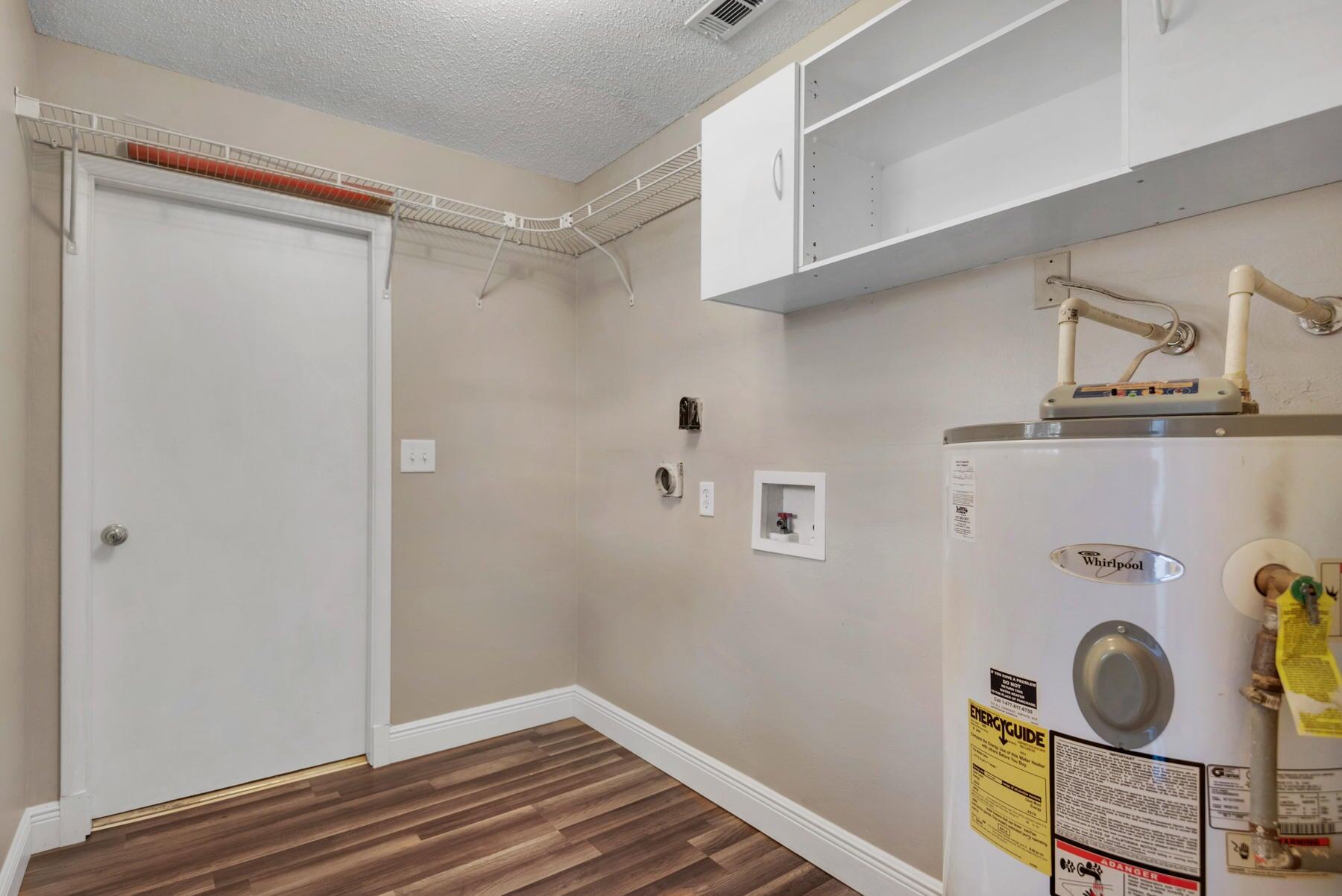 CREEKSIDE 5 - Residential Lease