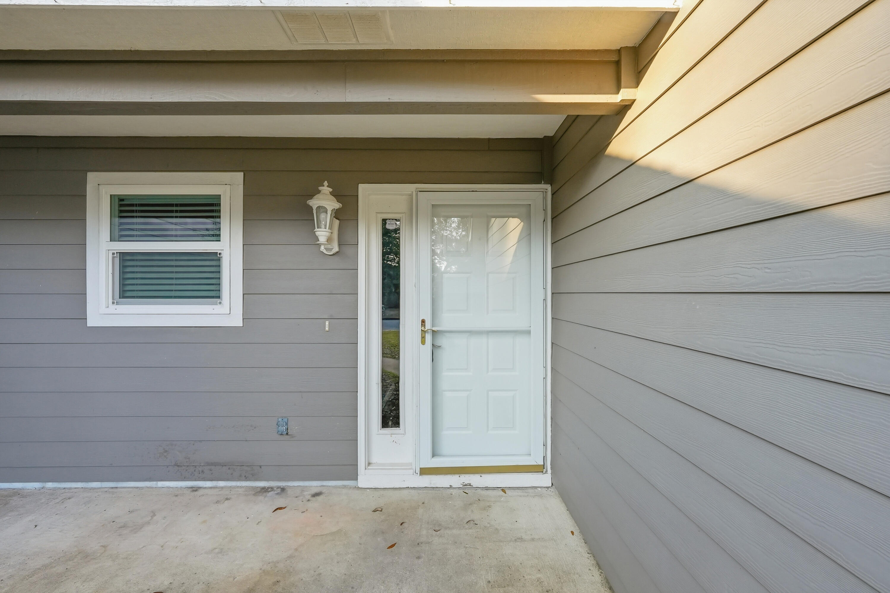 CREEKSIDE 5 - Residential Lease