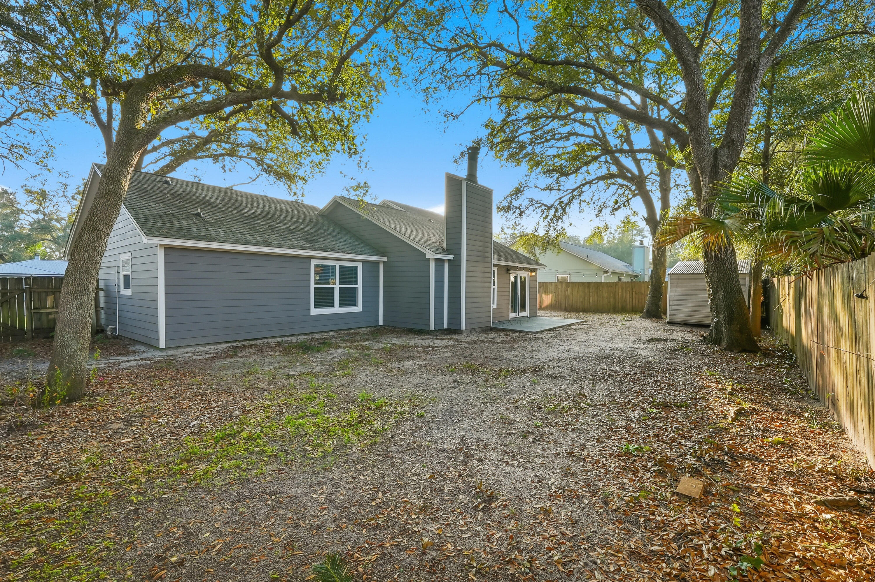 CREEKSIDE 5 - Residential Lease