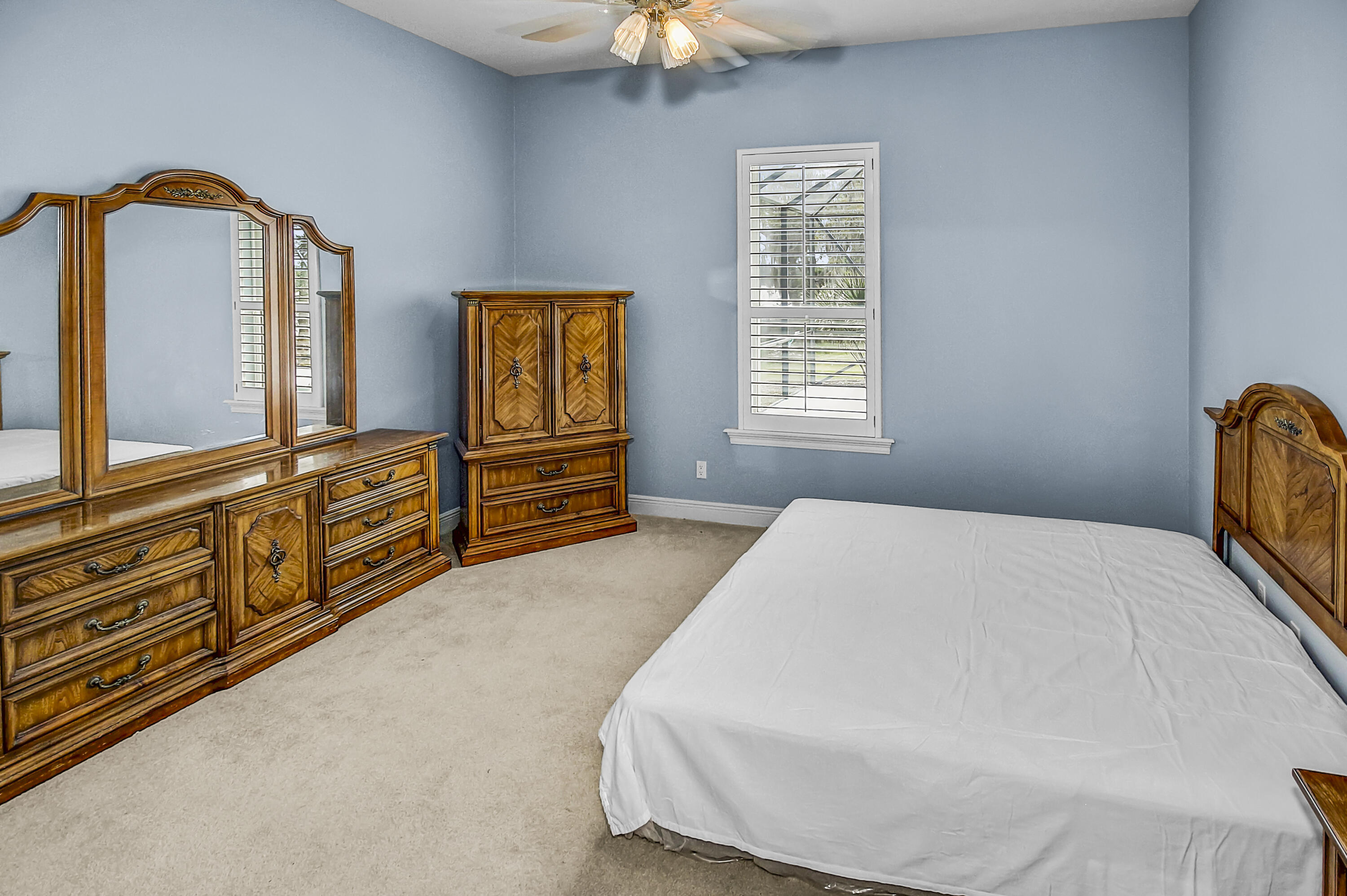 LAGRANGE COVE - Residential