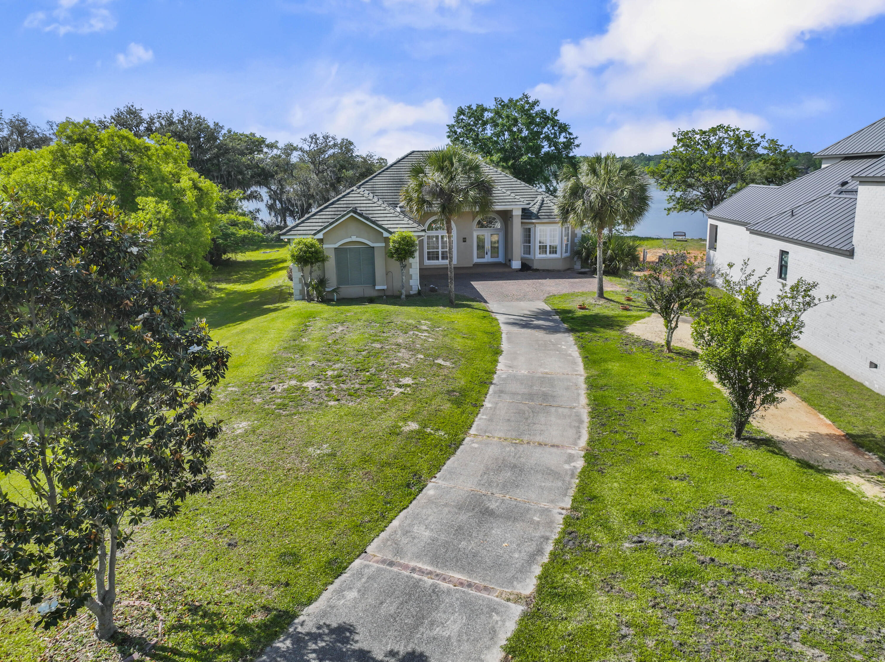 LAGRANGE COVE - Residential