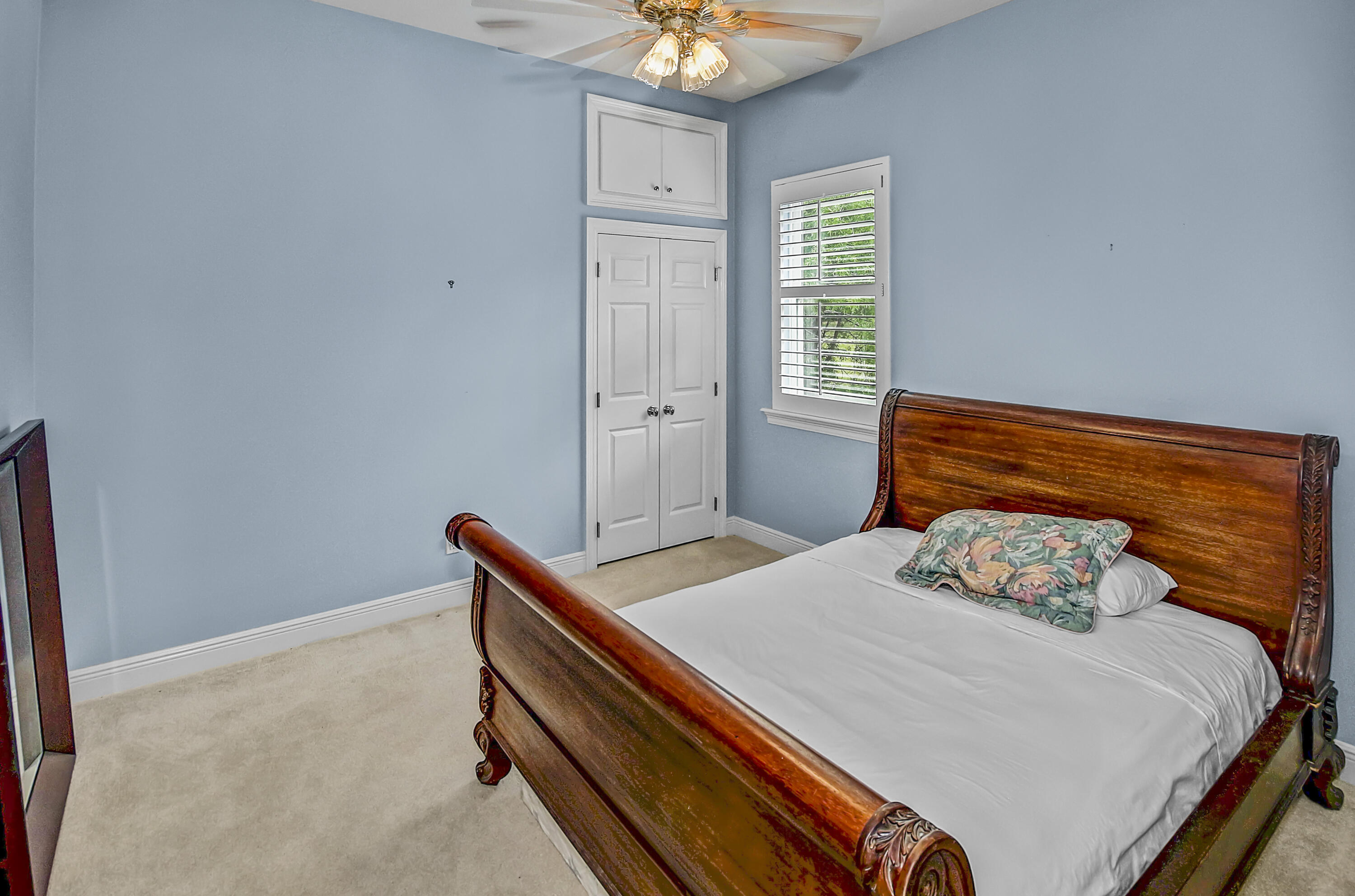 LAGRANGE COVE - Residential