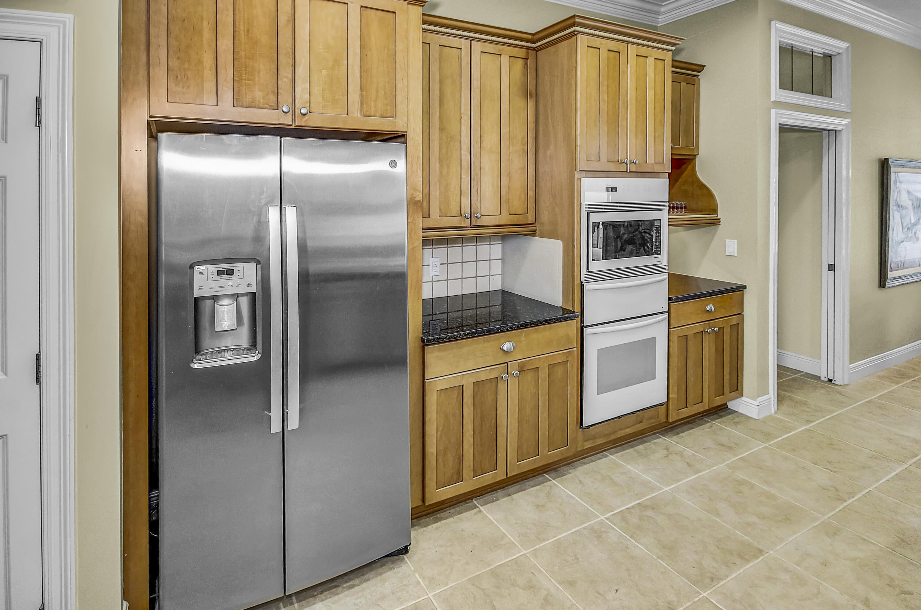 LAGRANGE COVE - Residential