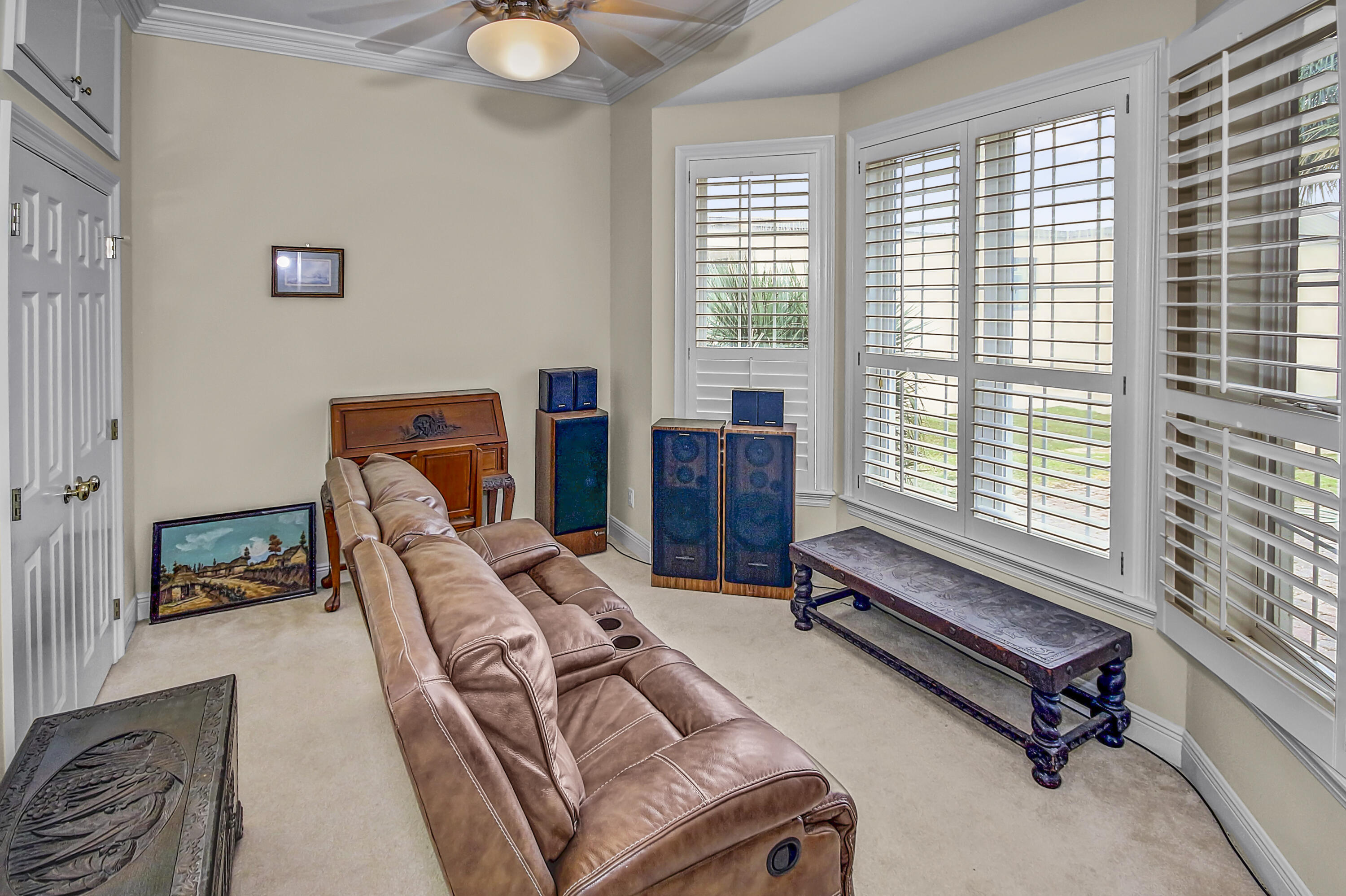 LAGRANGE COVE - Residential