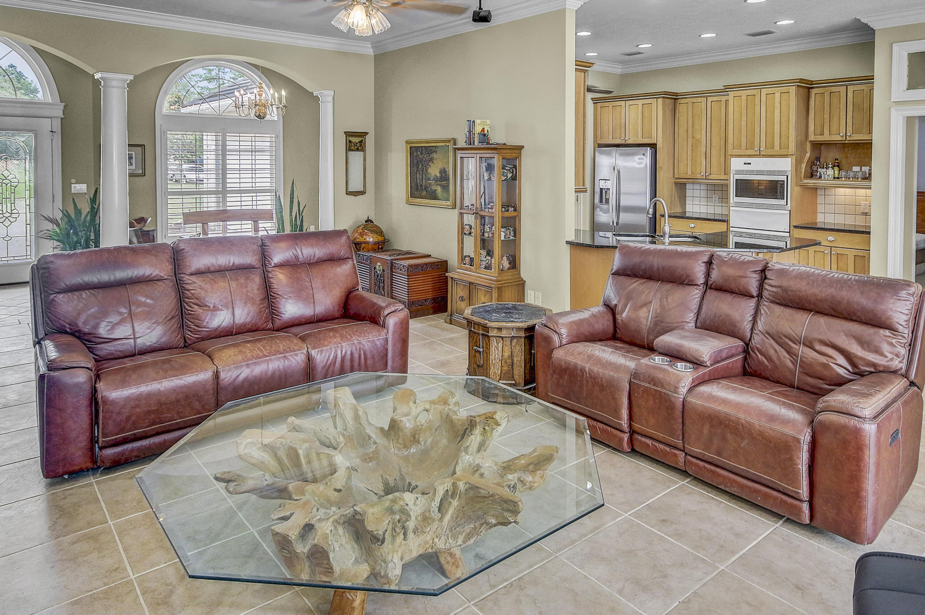 LAGRANGE COVE - Residential