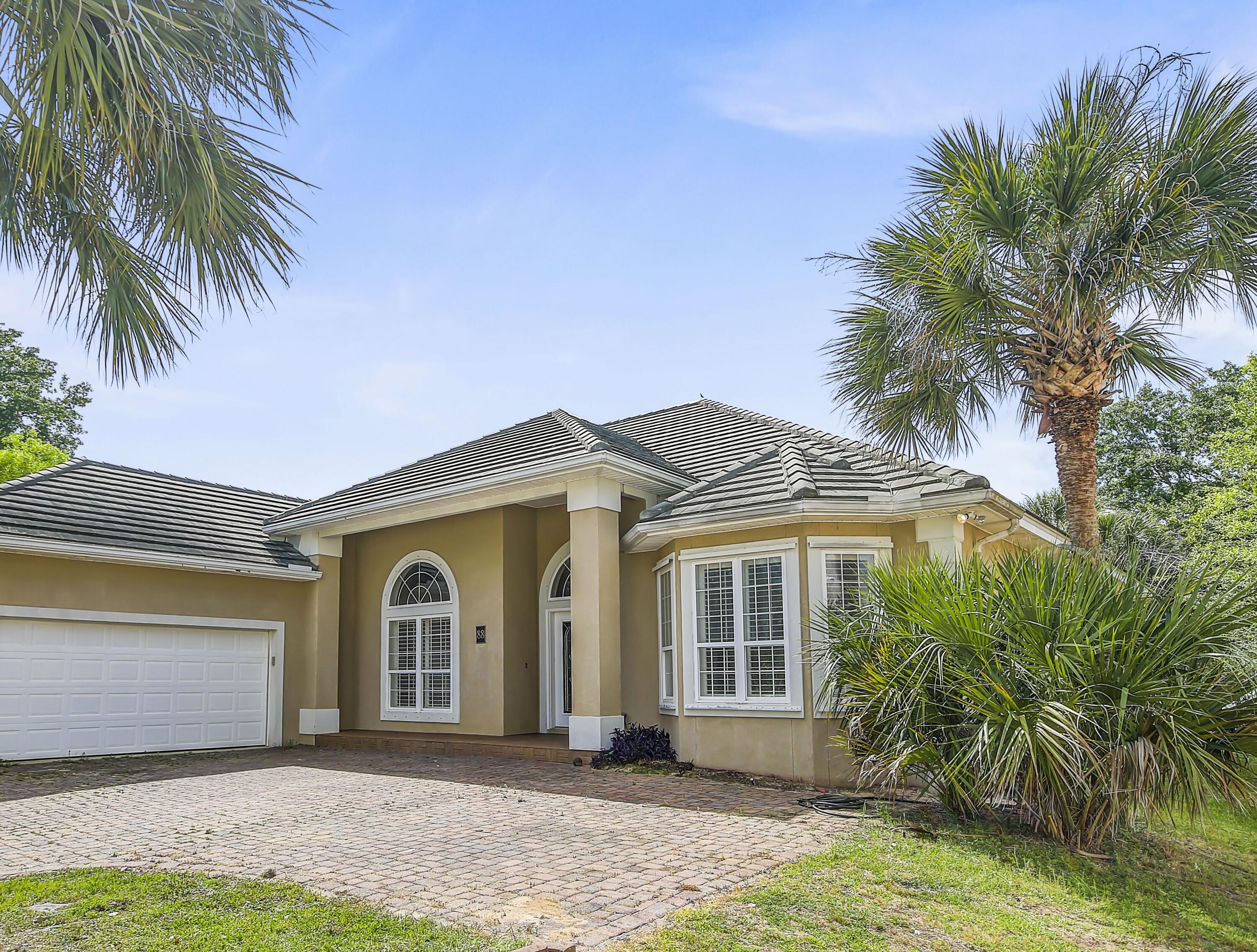 LAGRANGE COVE - Residential