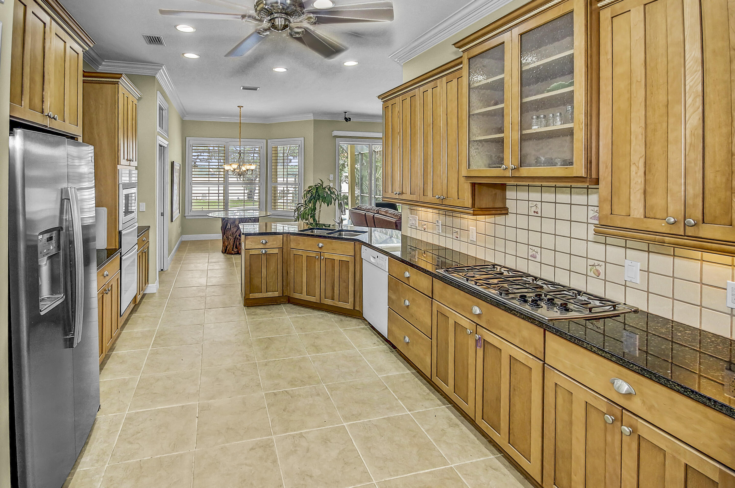 LAGRANGE COVE - Residential