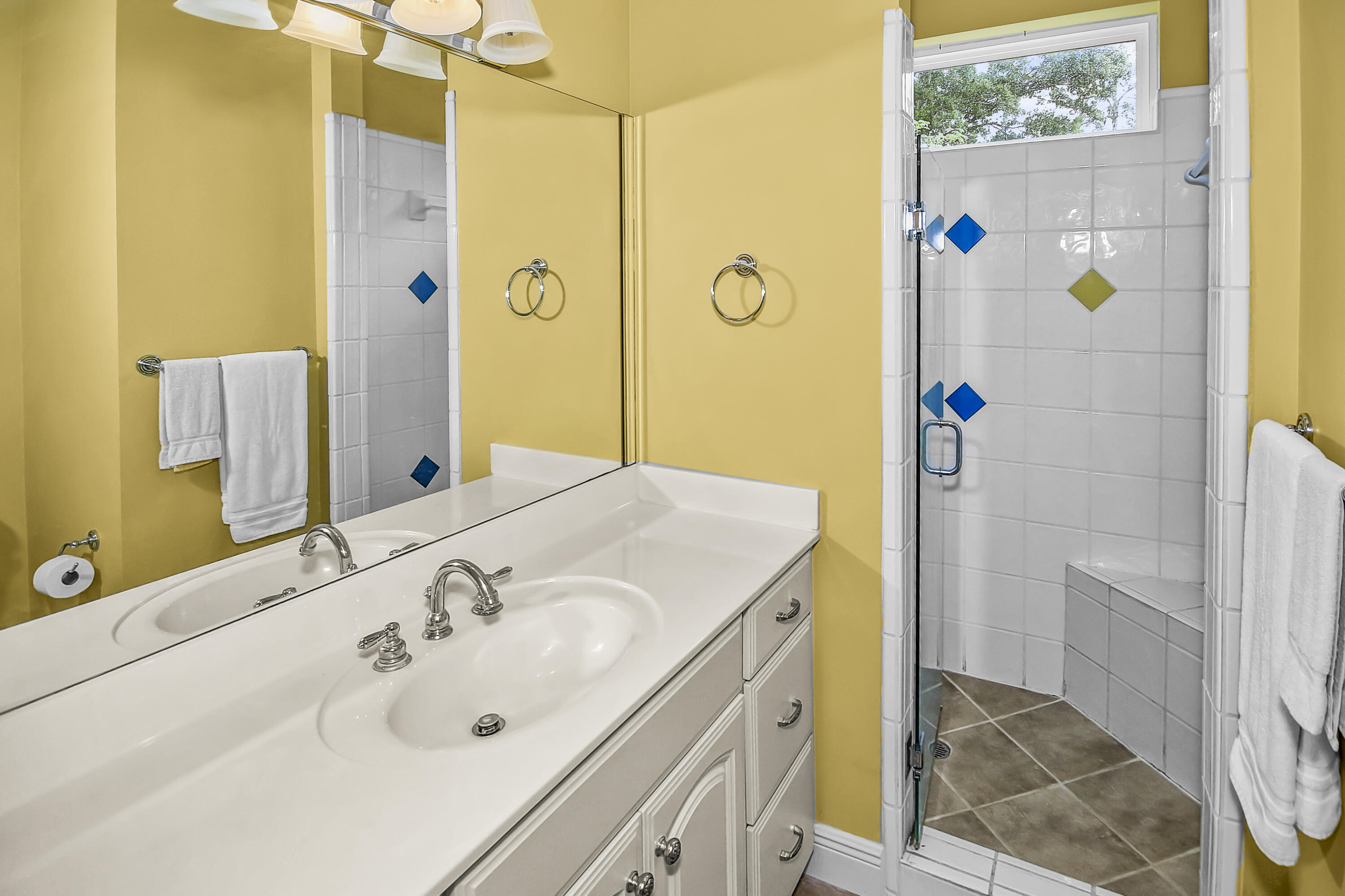 LAGRANGE COVE - Residential