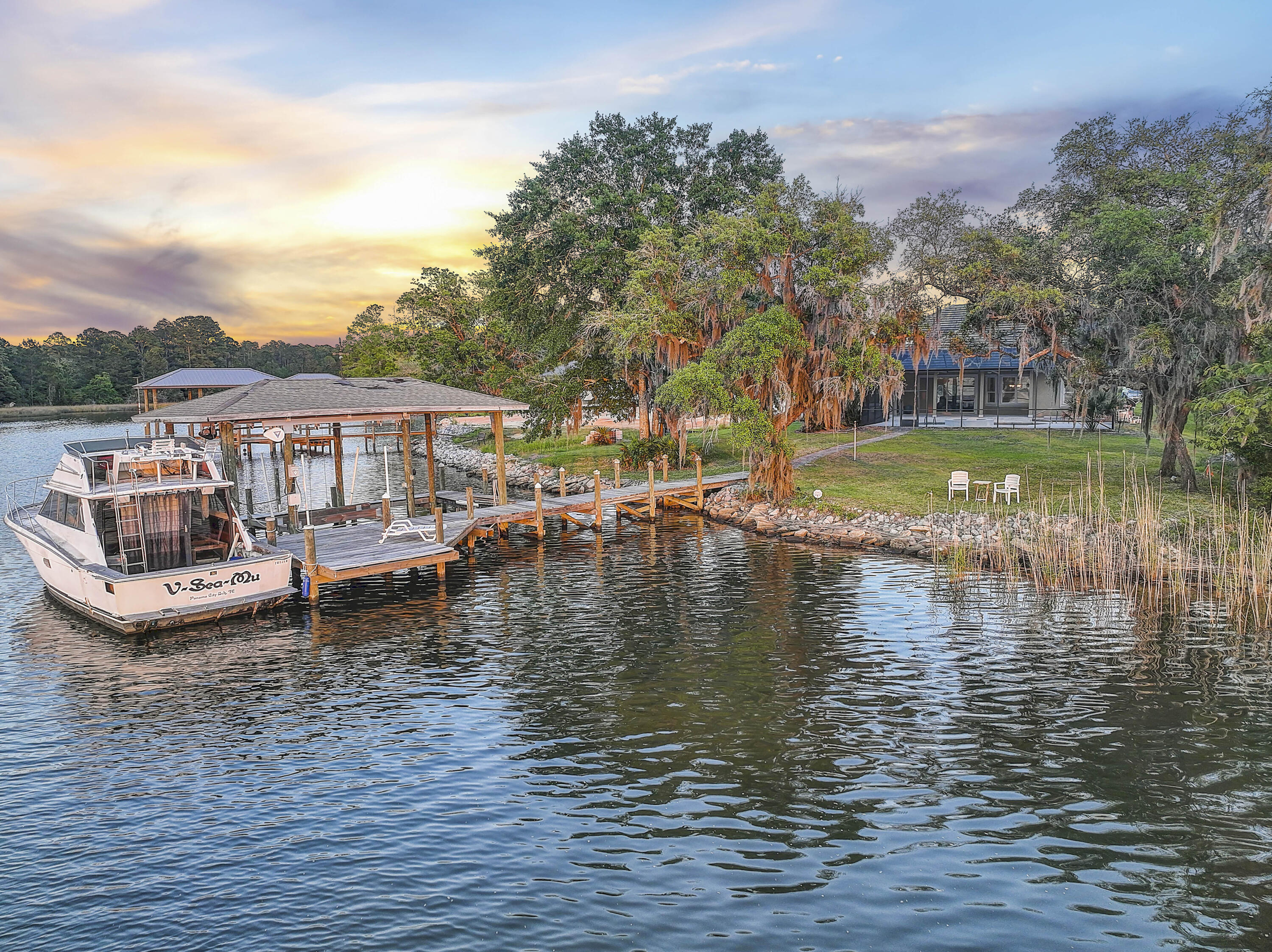 LAGRANGE COVE - Residential