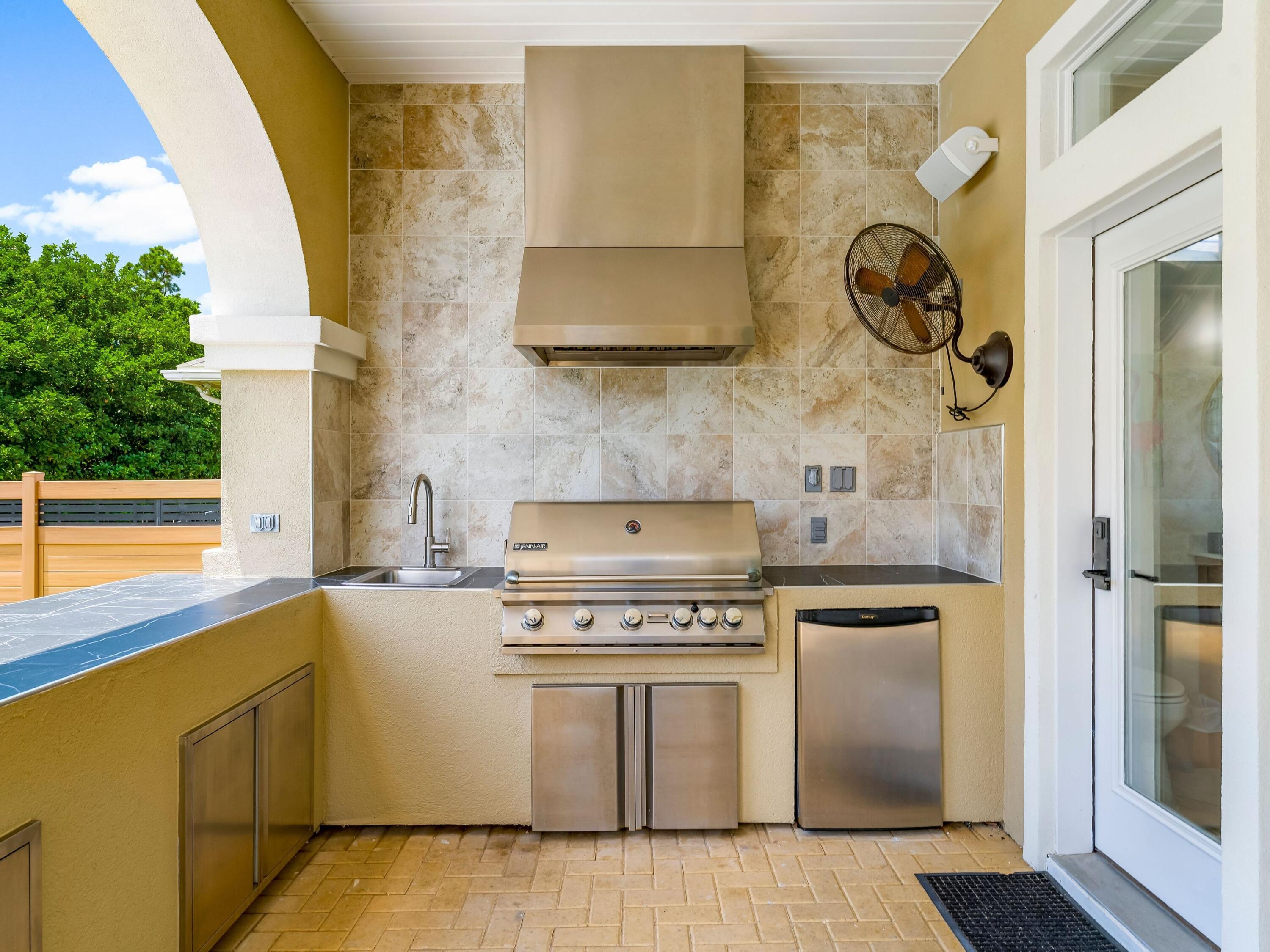 BAY POINT UNIT 1 - Residential