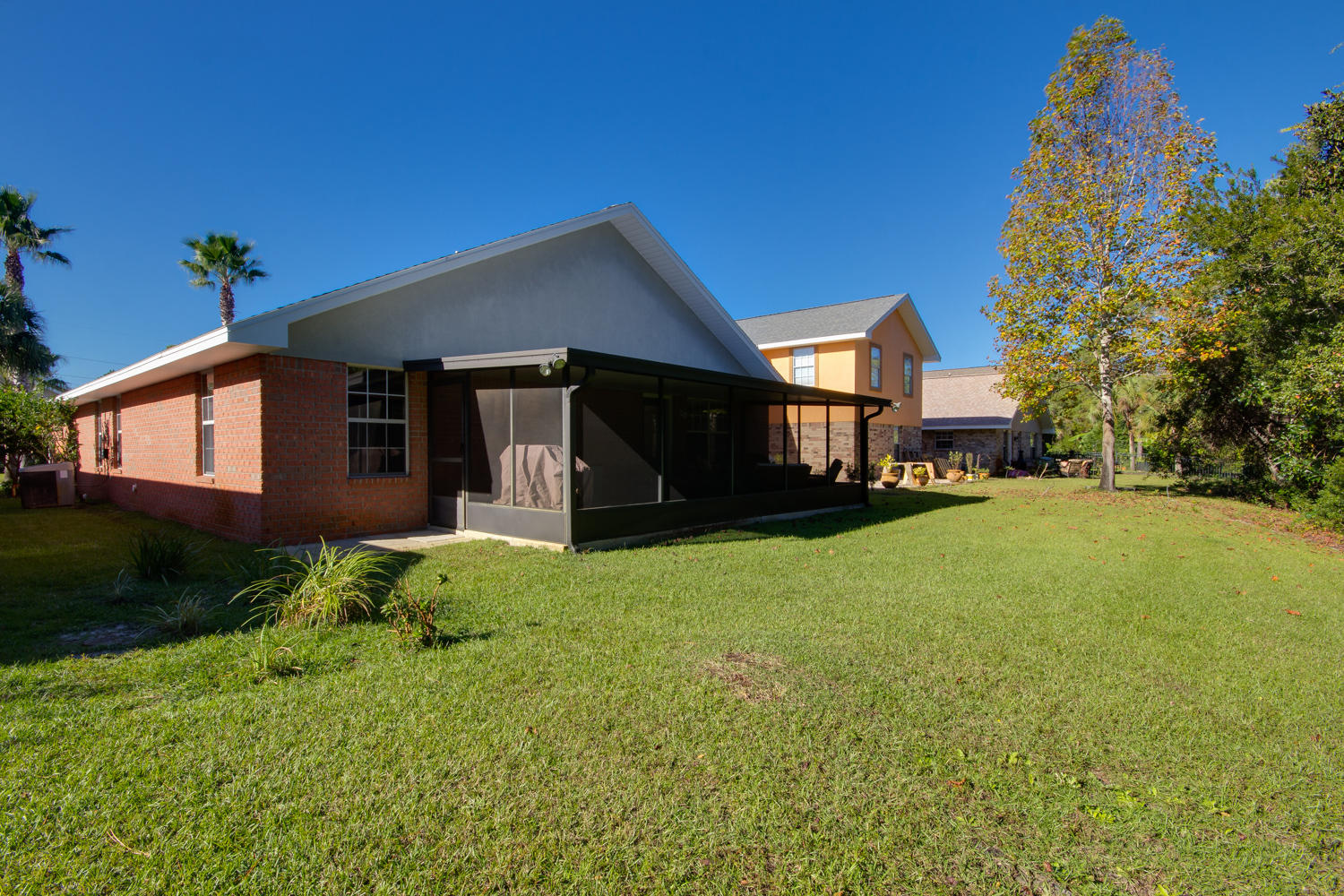 EMERALD LAKES PH III - Residential