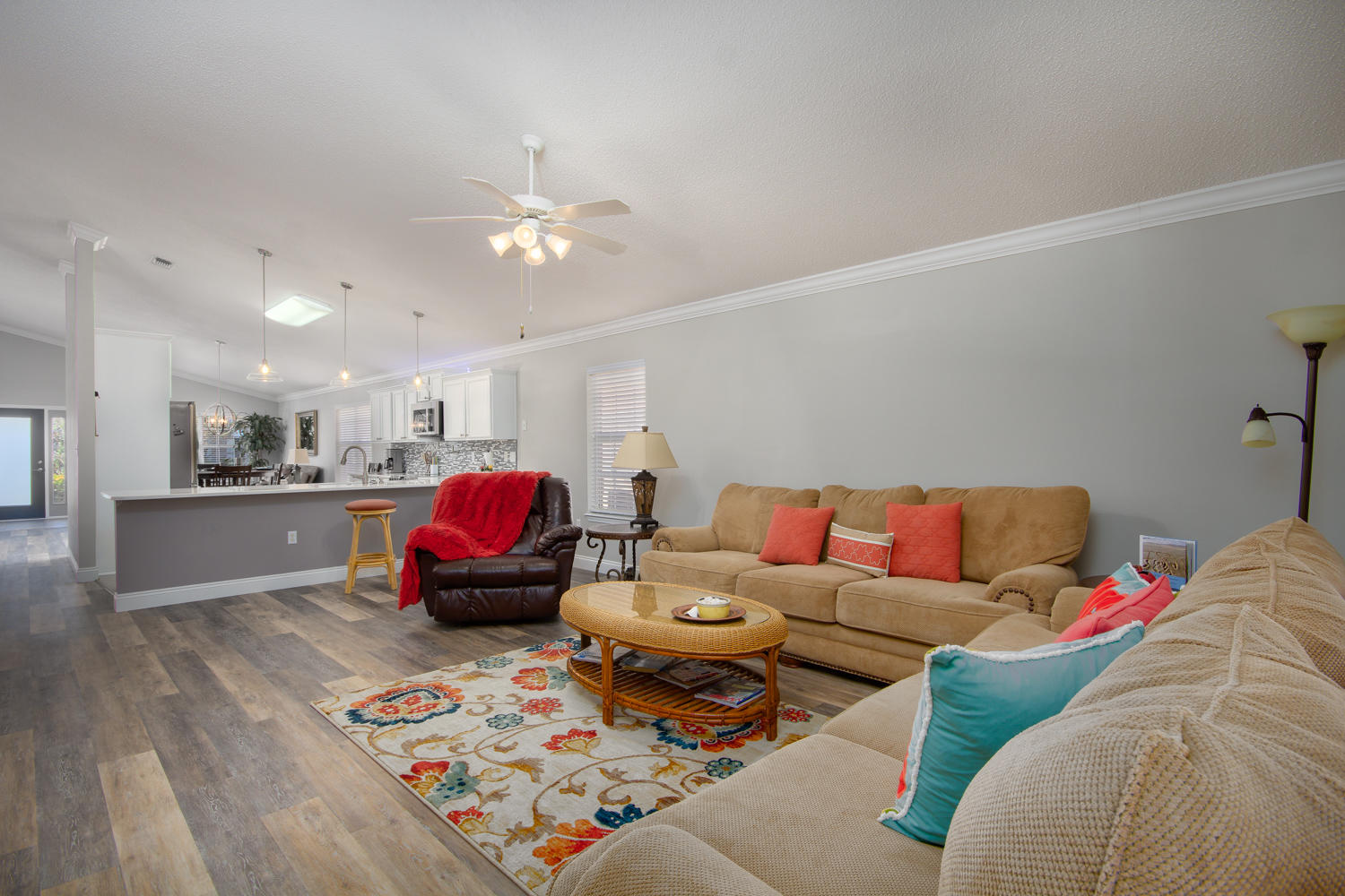 EMERALD LAKES PH III - Residential