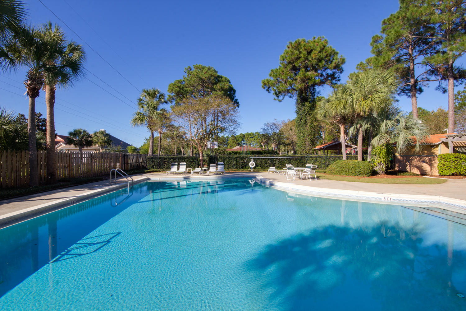 EMERALD LAKES PH III - Residential