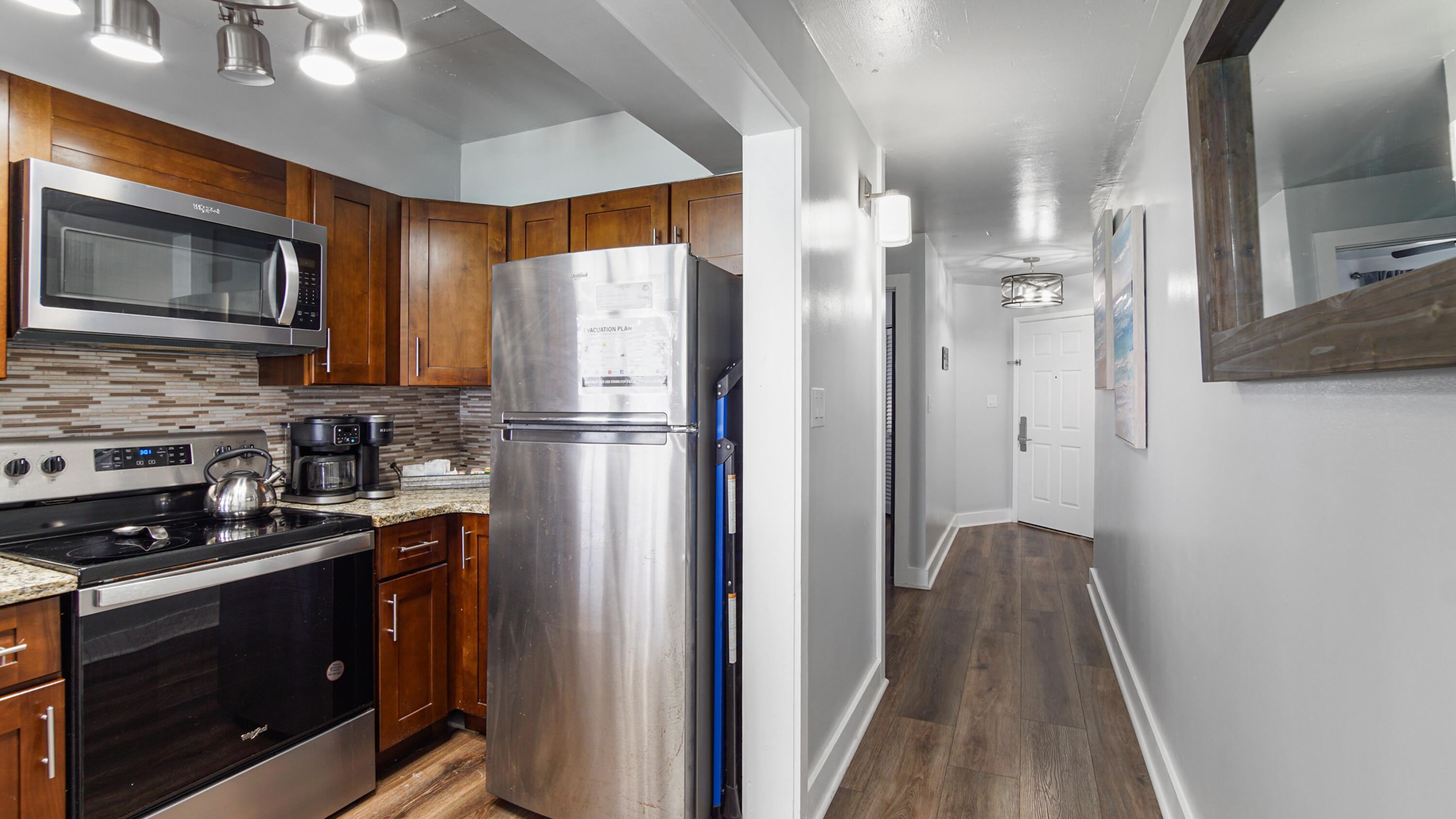 AQUAVISTA CONDO - Residential