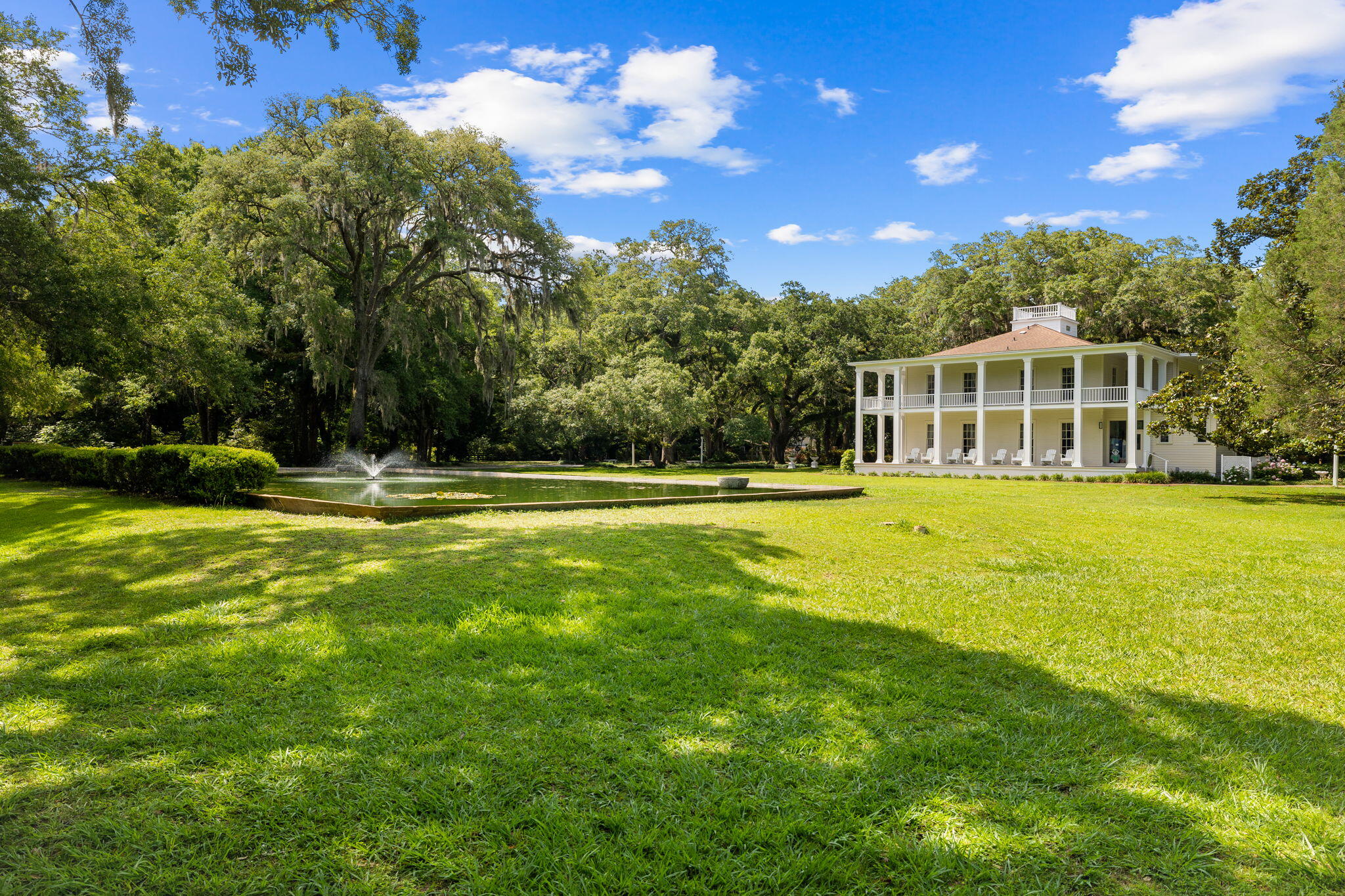 MAGNOLIA BEACH - Residential