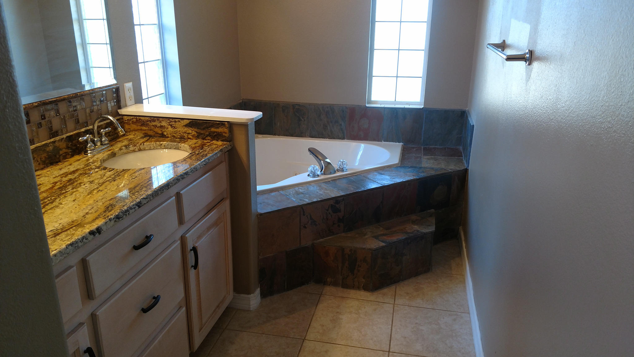 SANTA ROSA SHORES - Residential