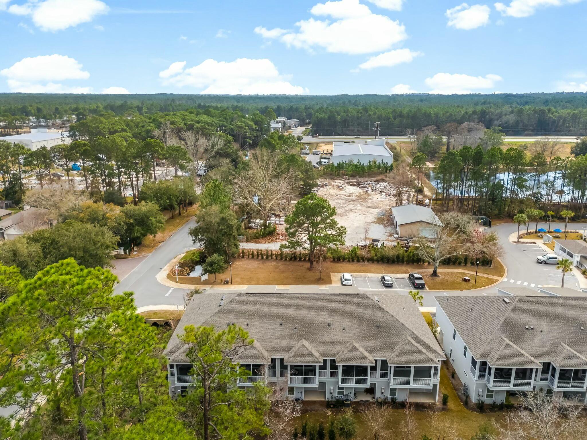 KARA LAKE TOWNHOMES - Residential