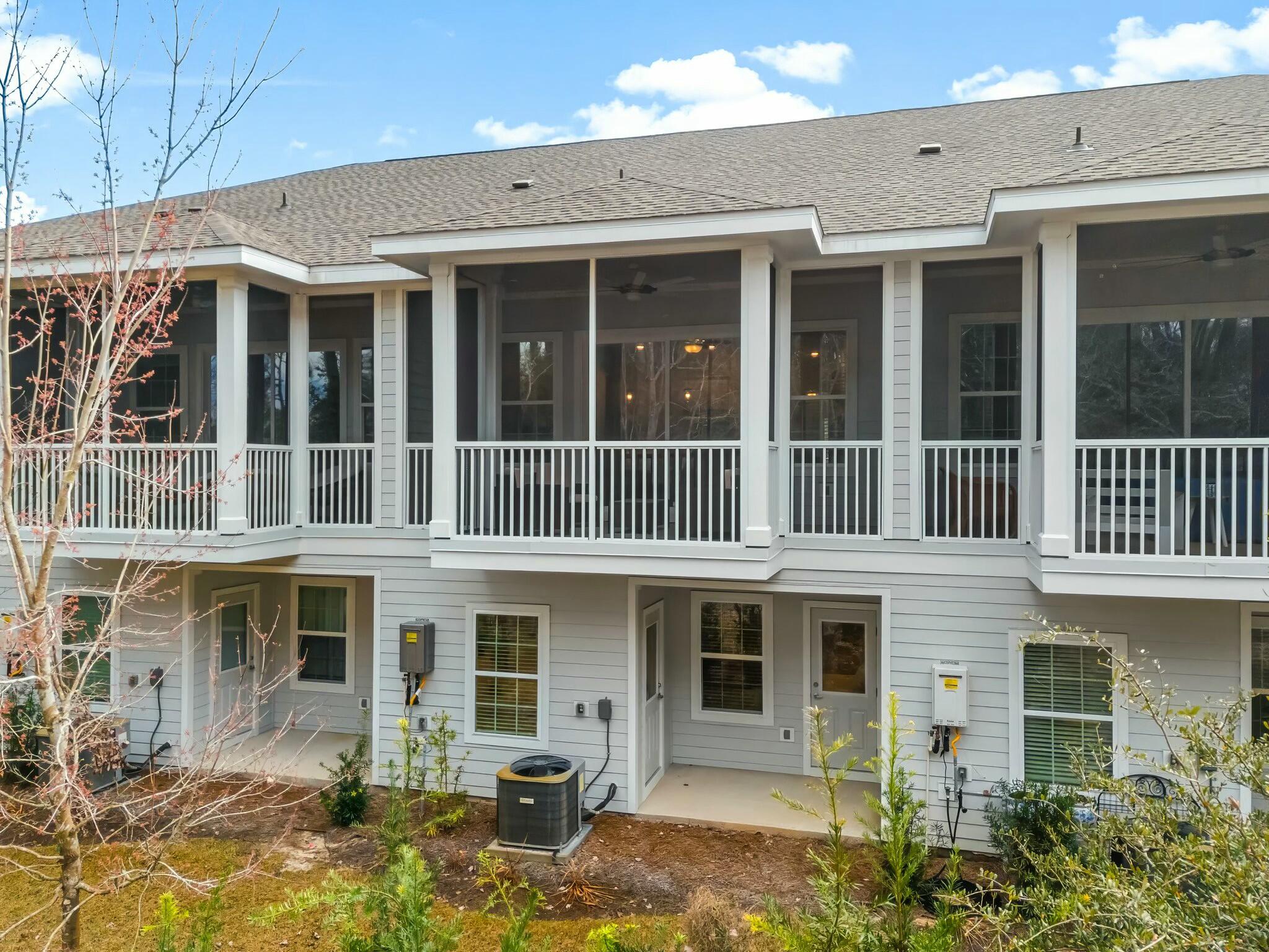 KARA LAKE TOWNHOMES - Residential