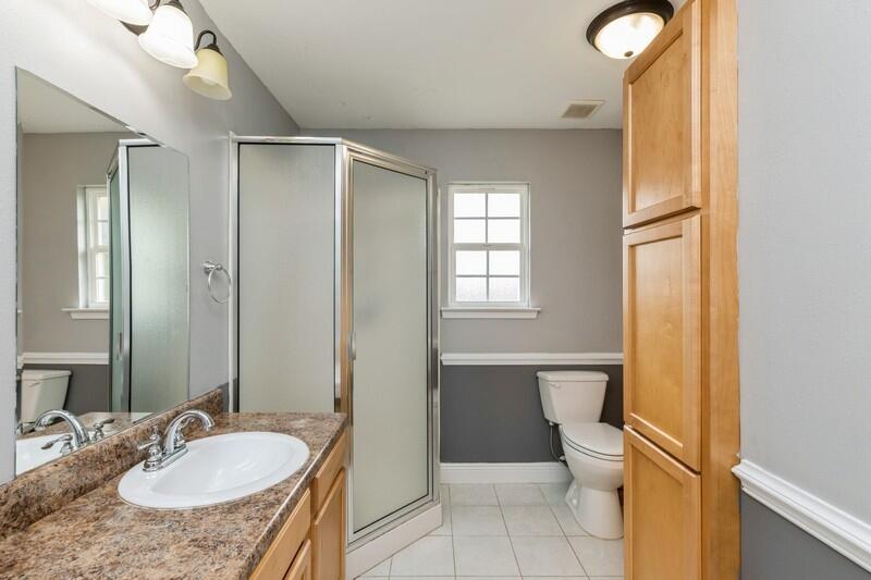 ADAMS POWELL EAST - Residential