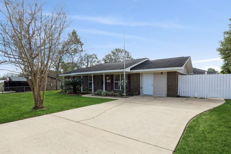 ADAMS POWELL EAST - Residential