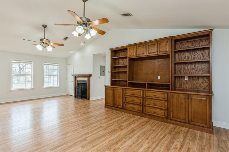 ADAMS POWELL EAST - Residential