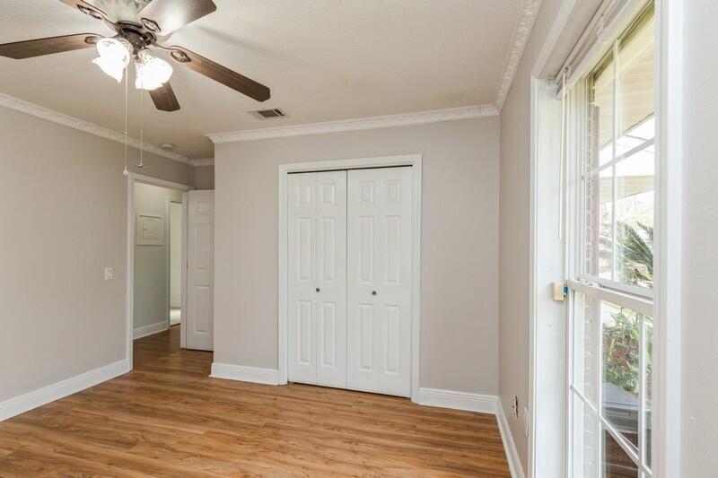 ADAMS POWELL EAST - Residential