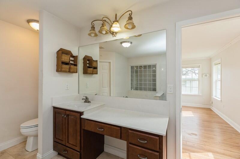 ADAMS POWELL EAST - Residential