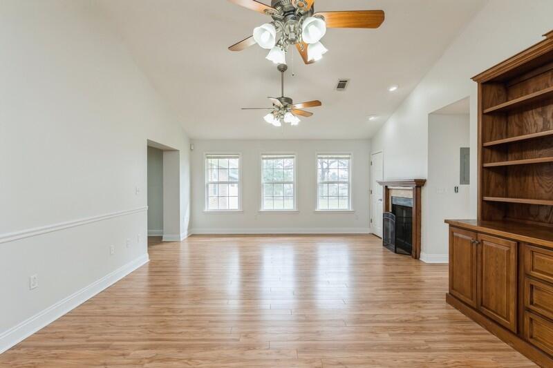 ADAMS POWELL EAST - Residential