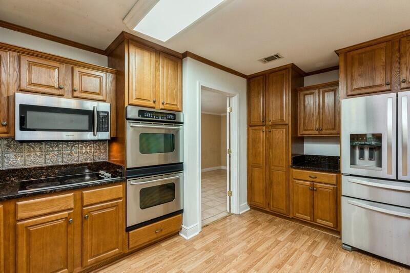 ADAMS POWELL EAST - Residential