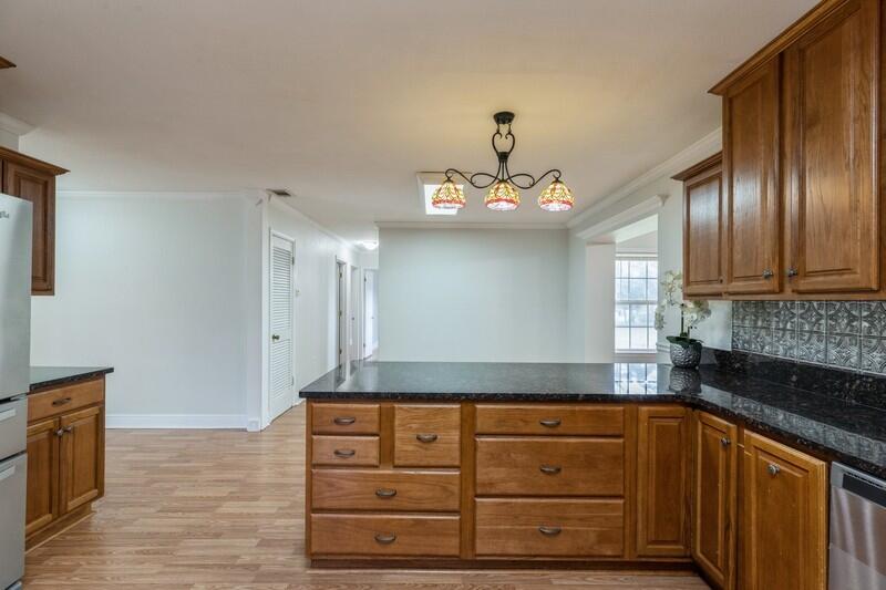 ADAMS POWELL EAST - Residential