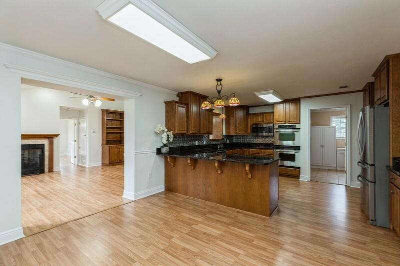 ADAMS POWELL EAST - Residential