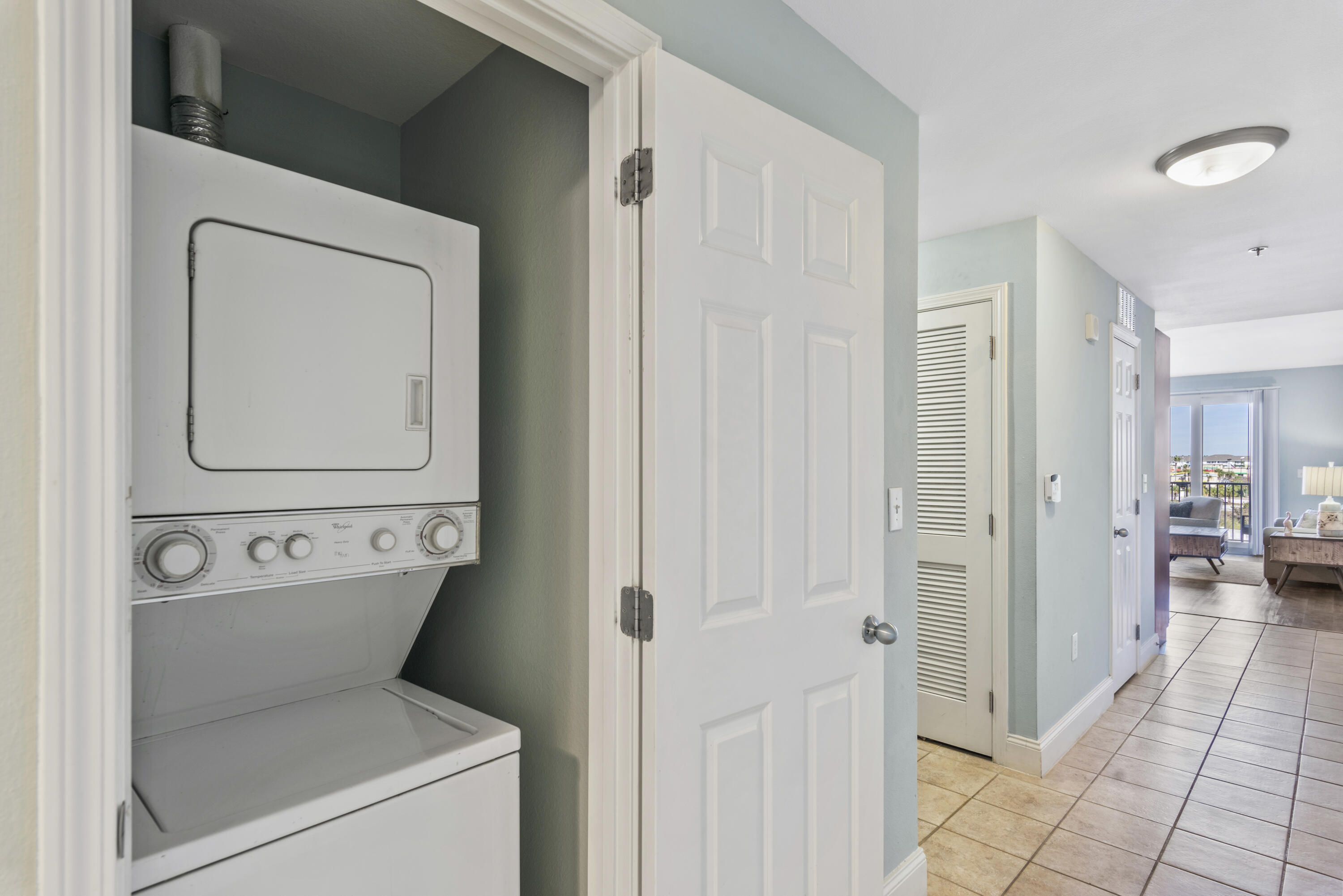 Laketown Wharf Phase II - Residential