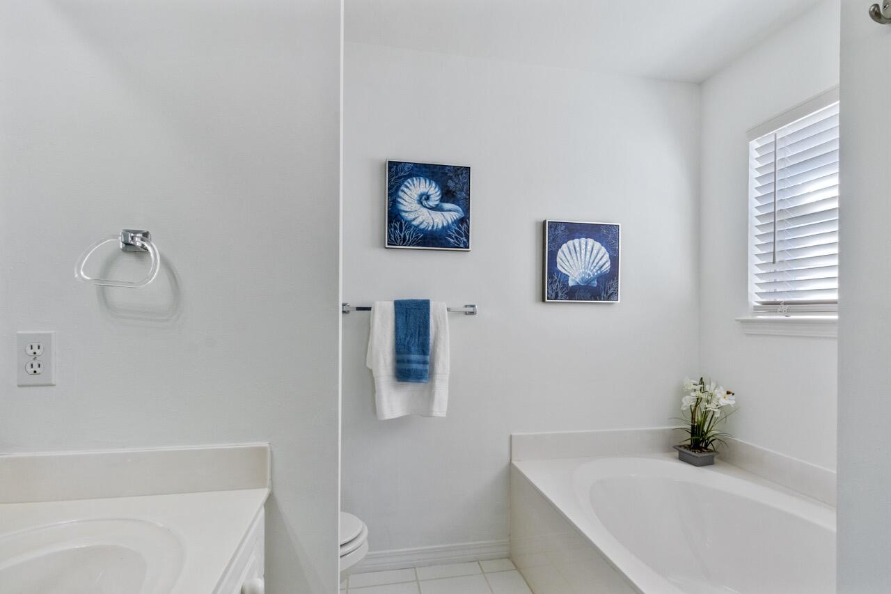 BAYSIDE PH 2 - Residential