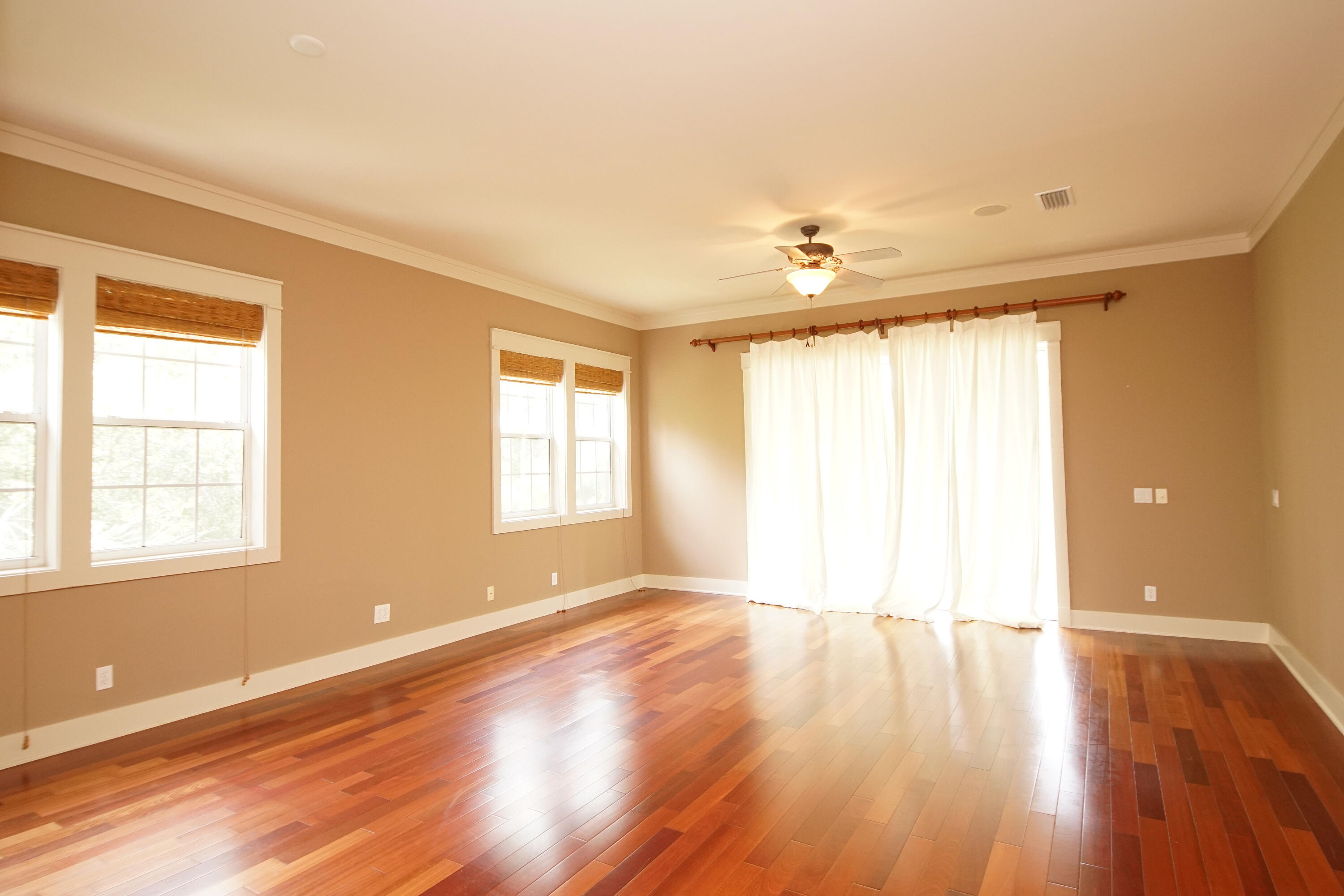 REGATTA BAY GOLF VILLAS - Residential Lease