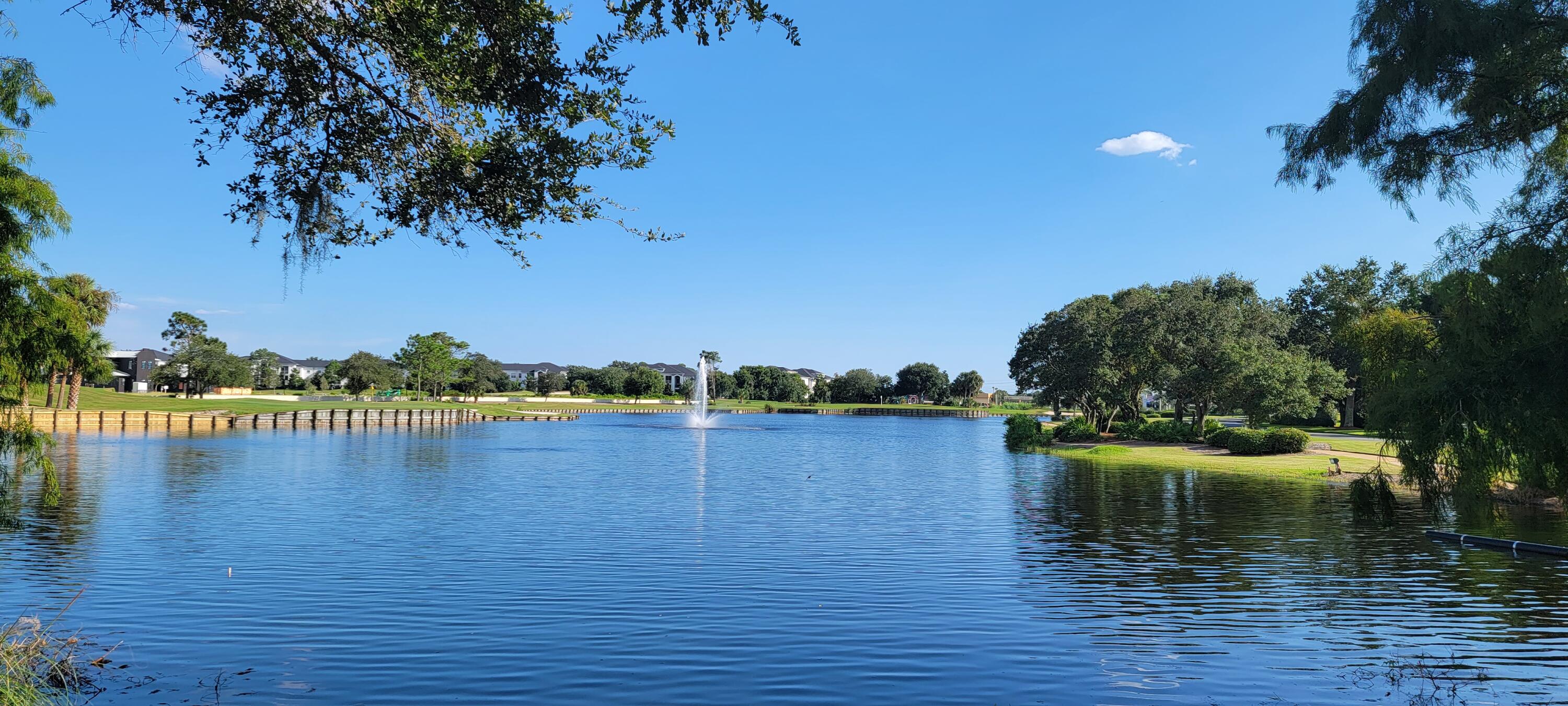 REGATTA BAY GOLF VILLAS - Residential Lease