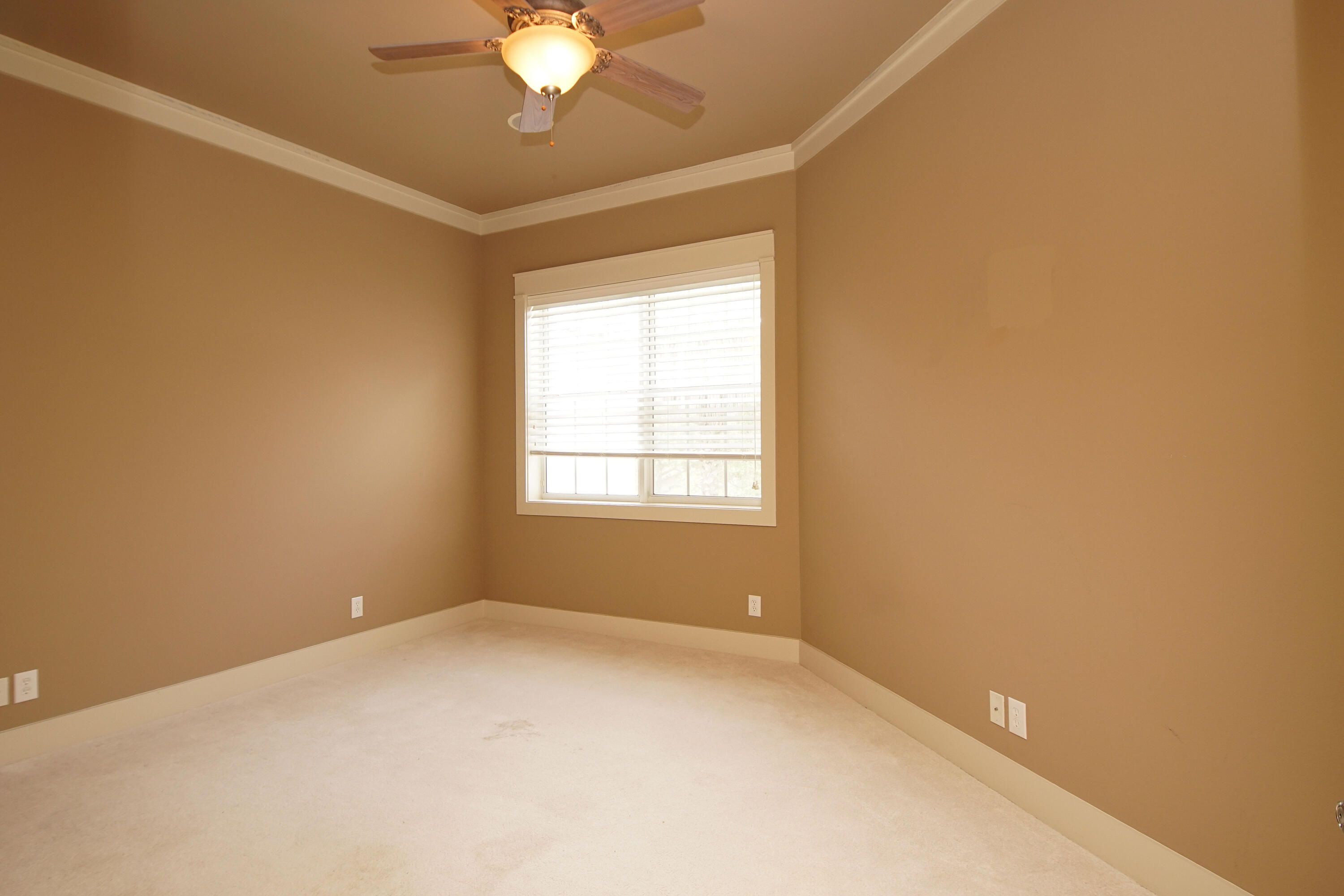 REGATTA BAY GOLF VILLAS - Residential Lease